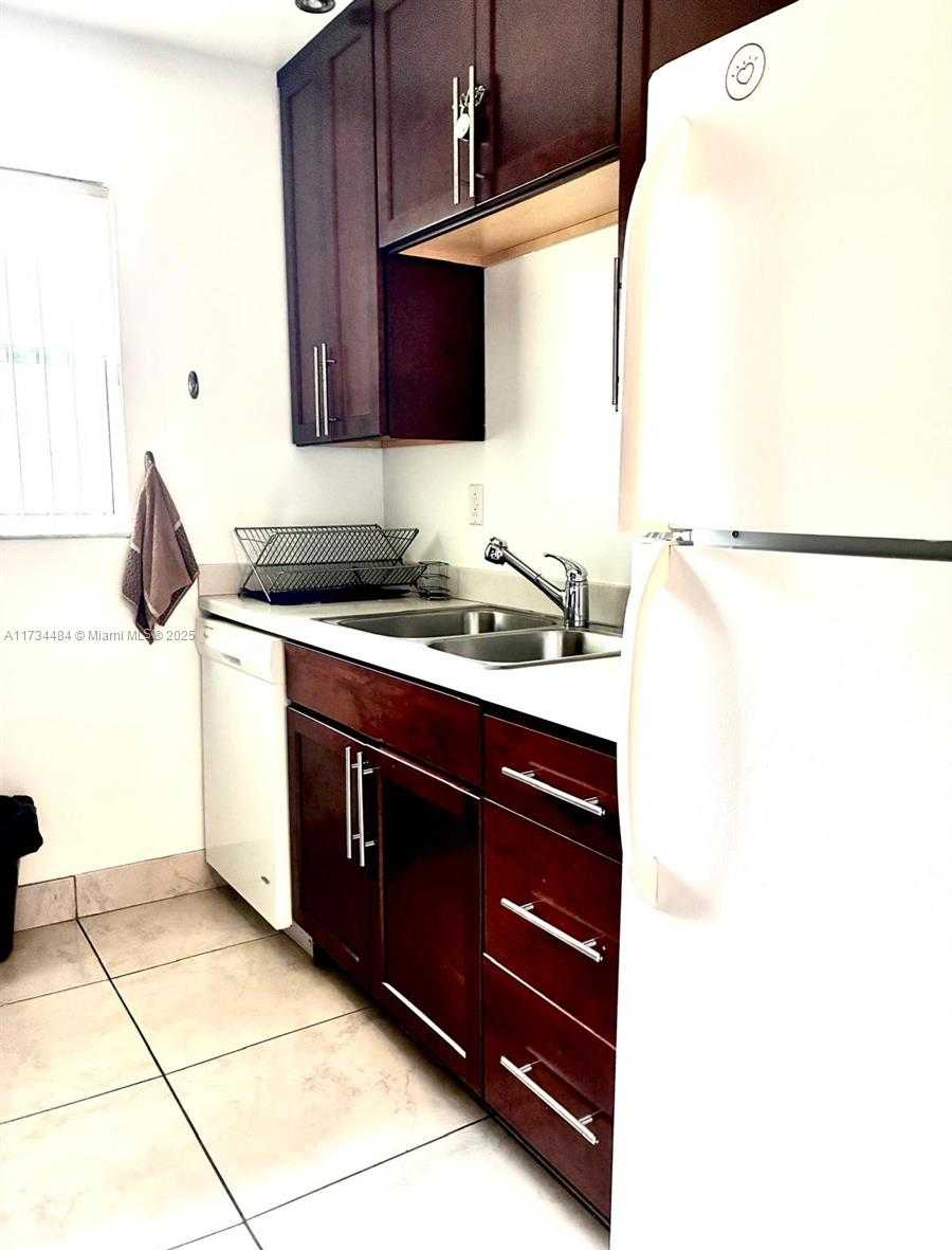 Small Image of 201 178TH DR #331, Sunny Isles Beach Number 19
