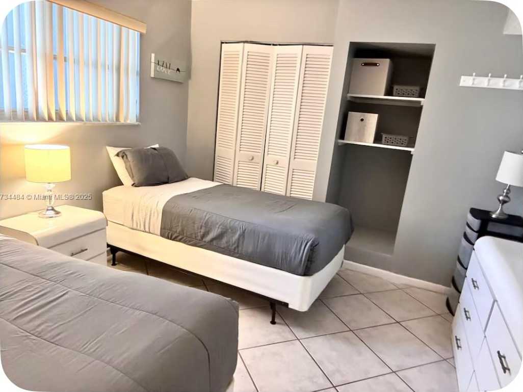 Small Image of 201 178TH DR #331, Sunny Isles Beach Number 25