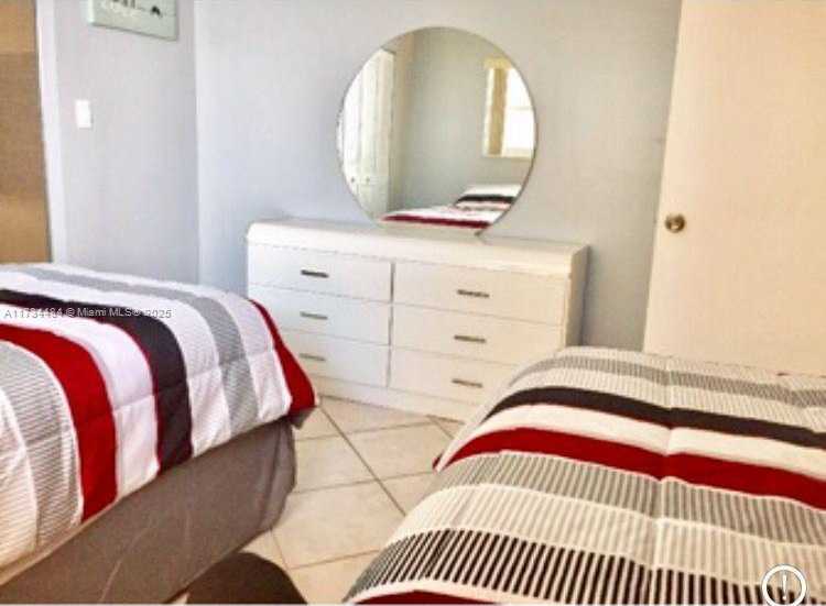 Small Image of 201 178TH DR #331, Sunny Isles Beach Number 4