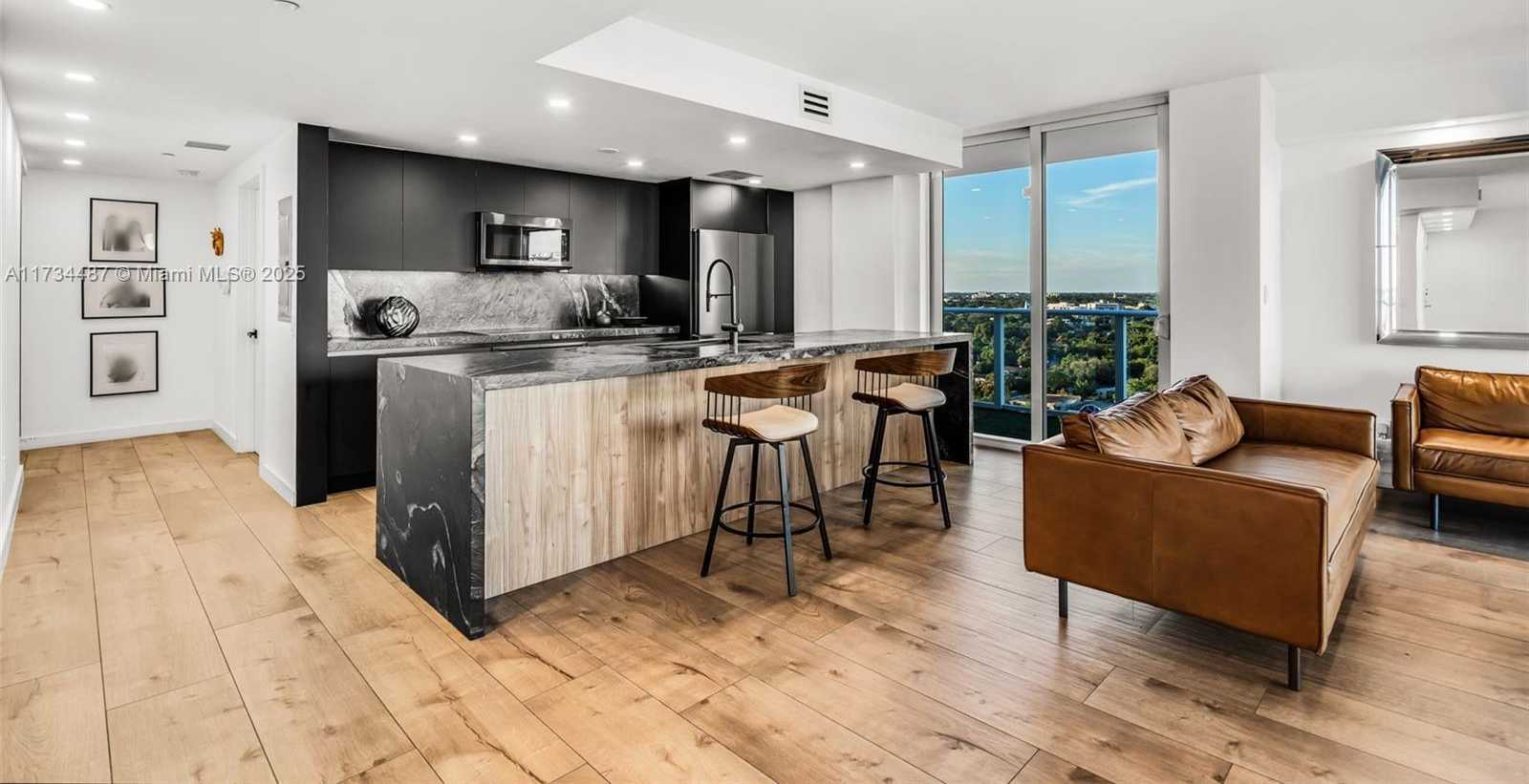 Small Image of 4250 BISCAYNE BLVD #1502, Miami Number 3