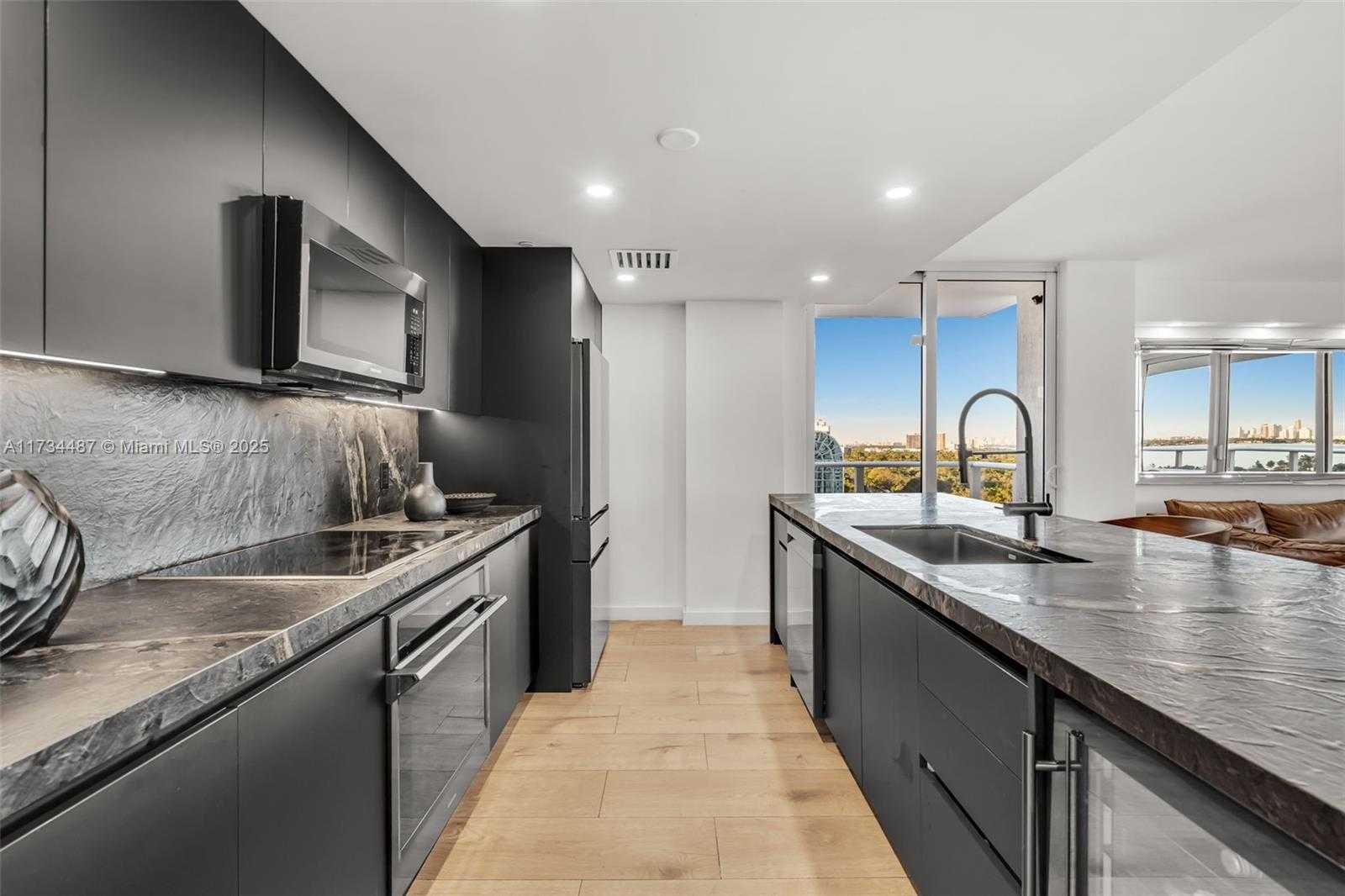 Small Image of 4250 BISCAYNE BLVD #1502, Miami Number 9