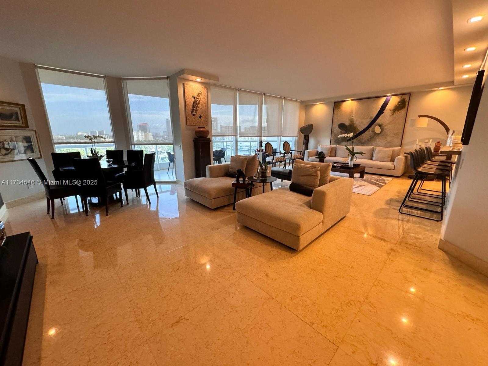 Small Image of 21200 POINT PL #1102, Aventura Number 2