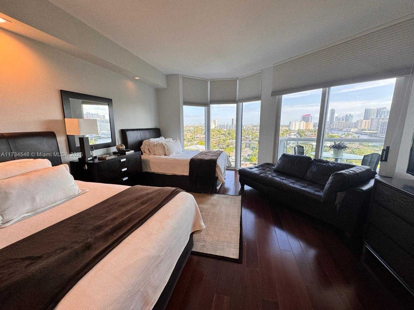 Small Image of 21200 POINT PL #1102, Aventura Number 20