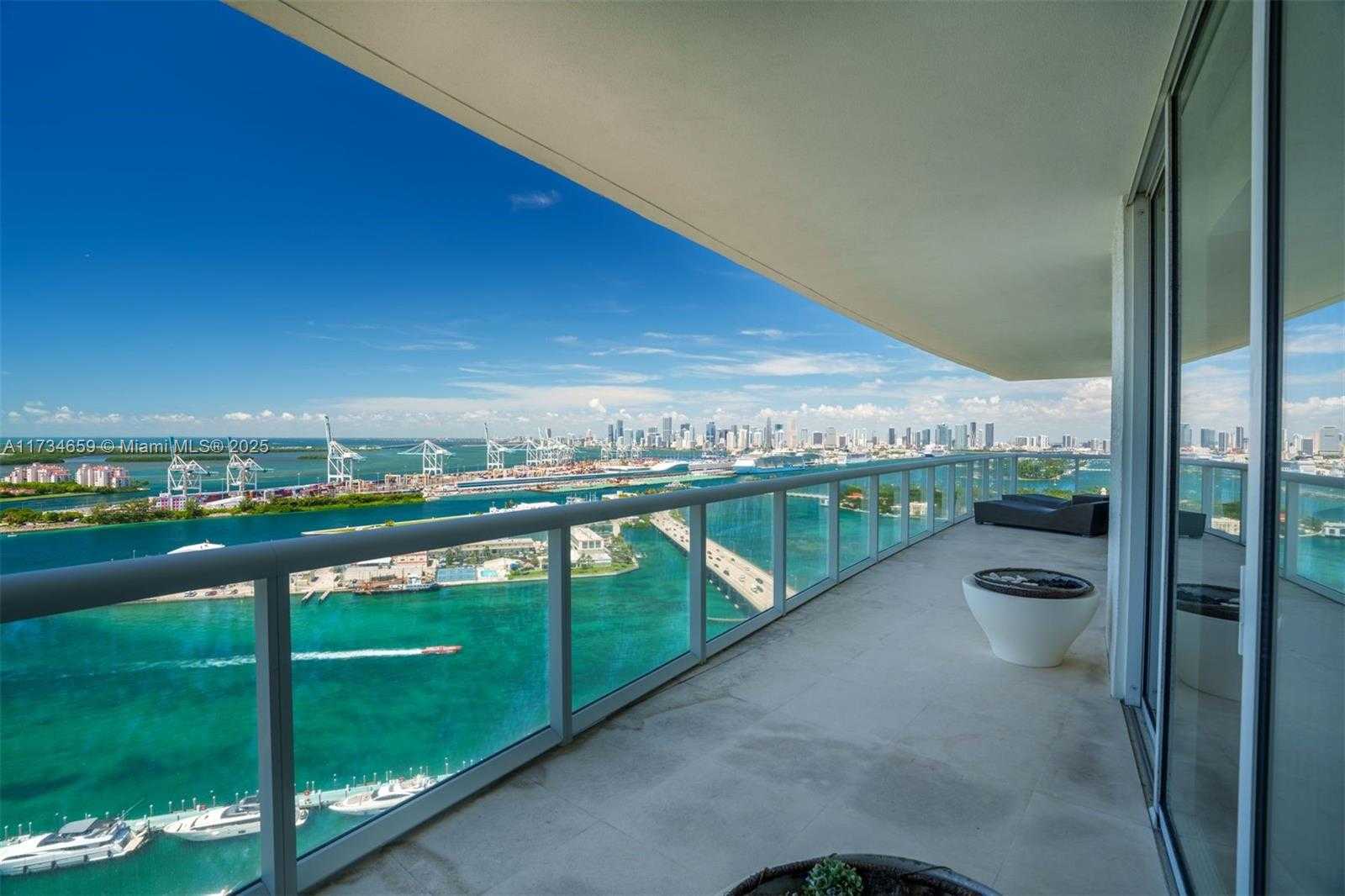 Small Image of 450 ALTON RD #3201, Miami Beach Number 14