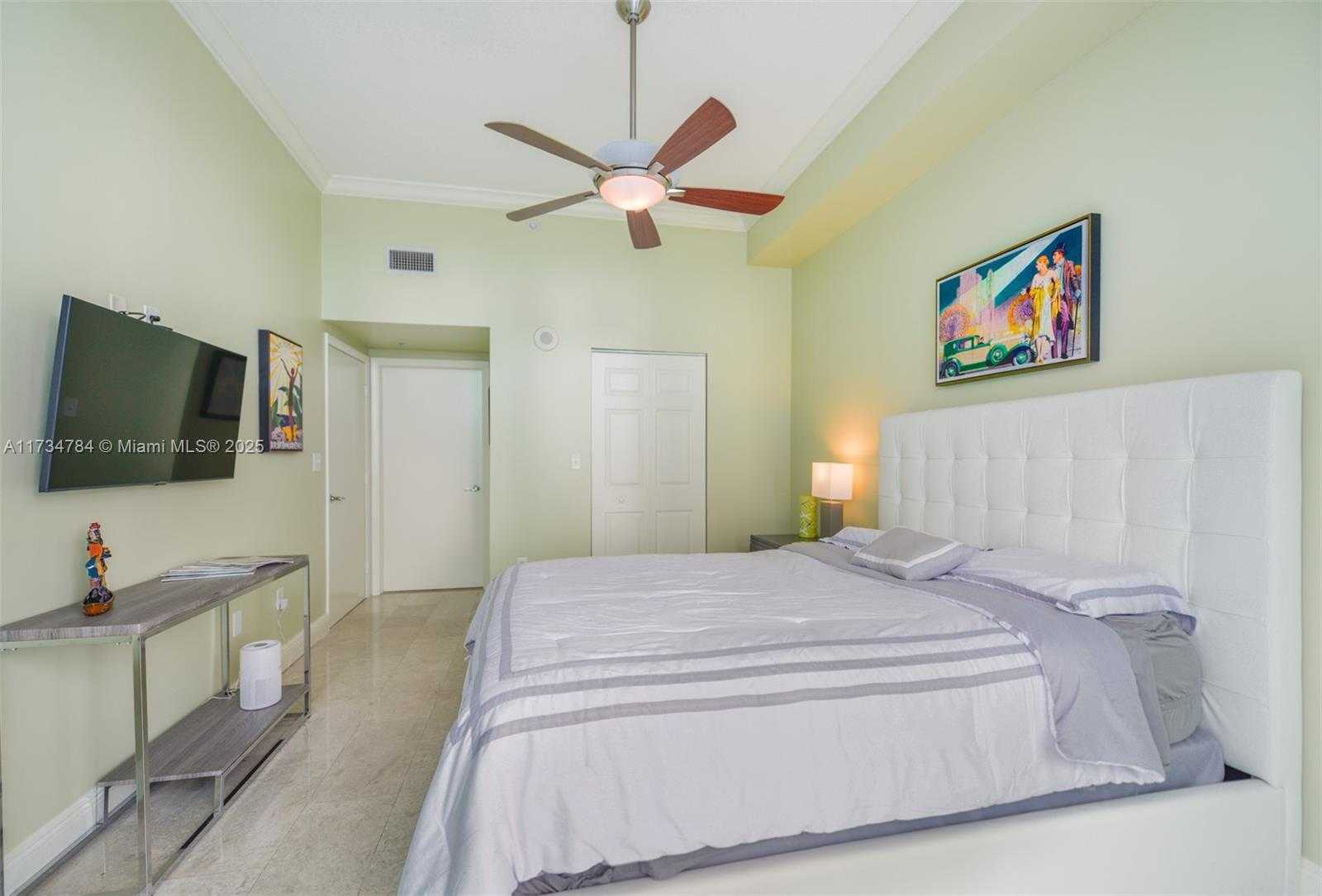 Small Image of 31 SOUTH EAST 5TH ST #1101, Miami Number 25