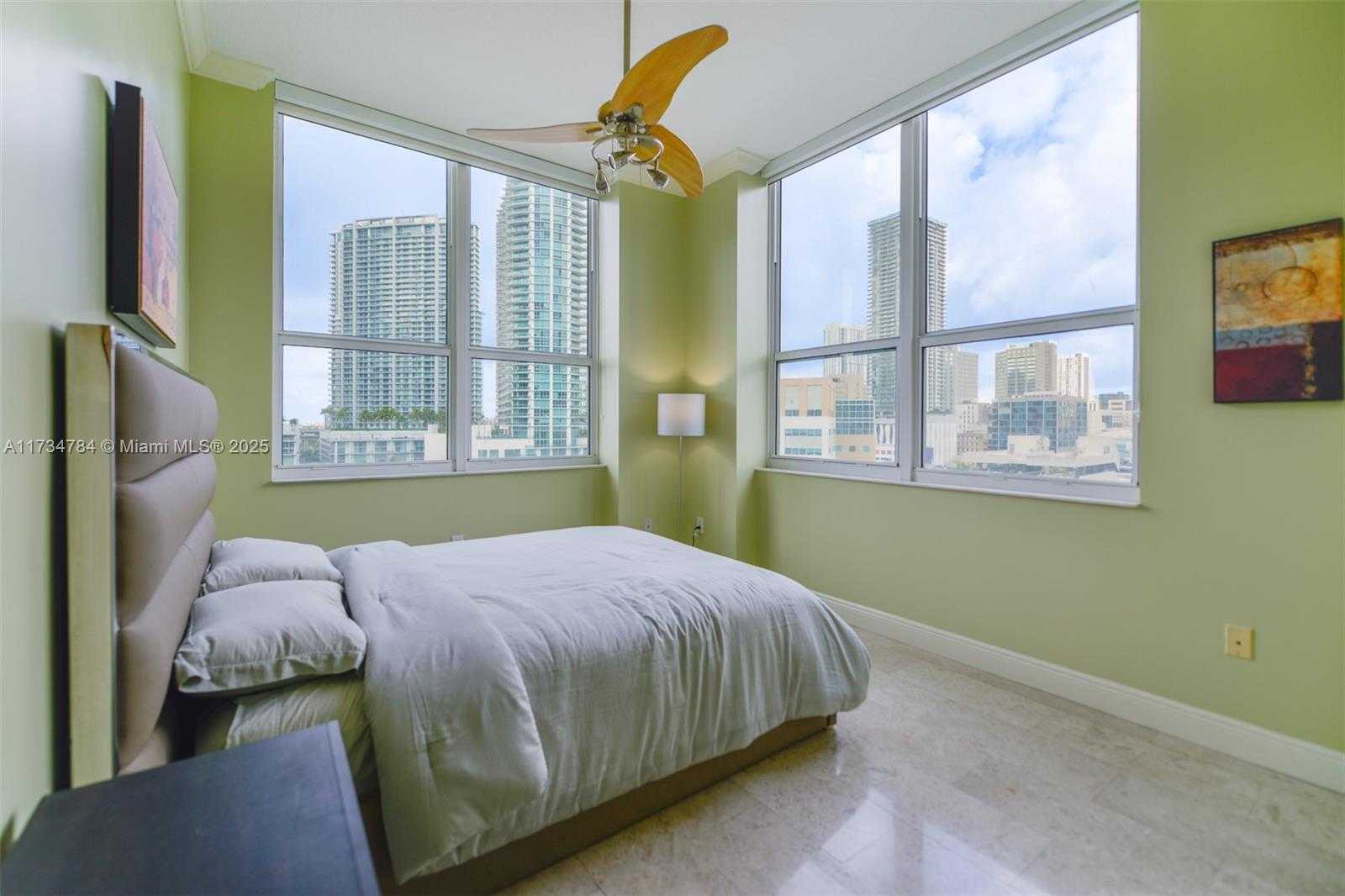 Small Image of 31 SOUTH EAST 5TH ST #1101, Miami Number 29