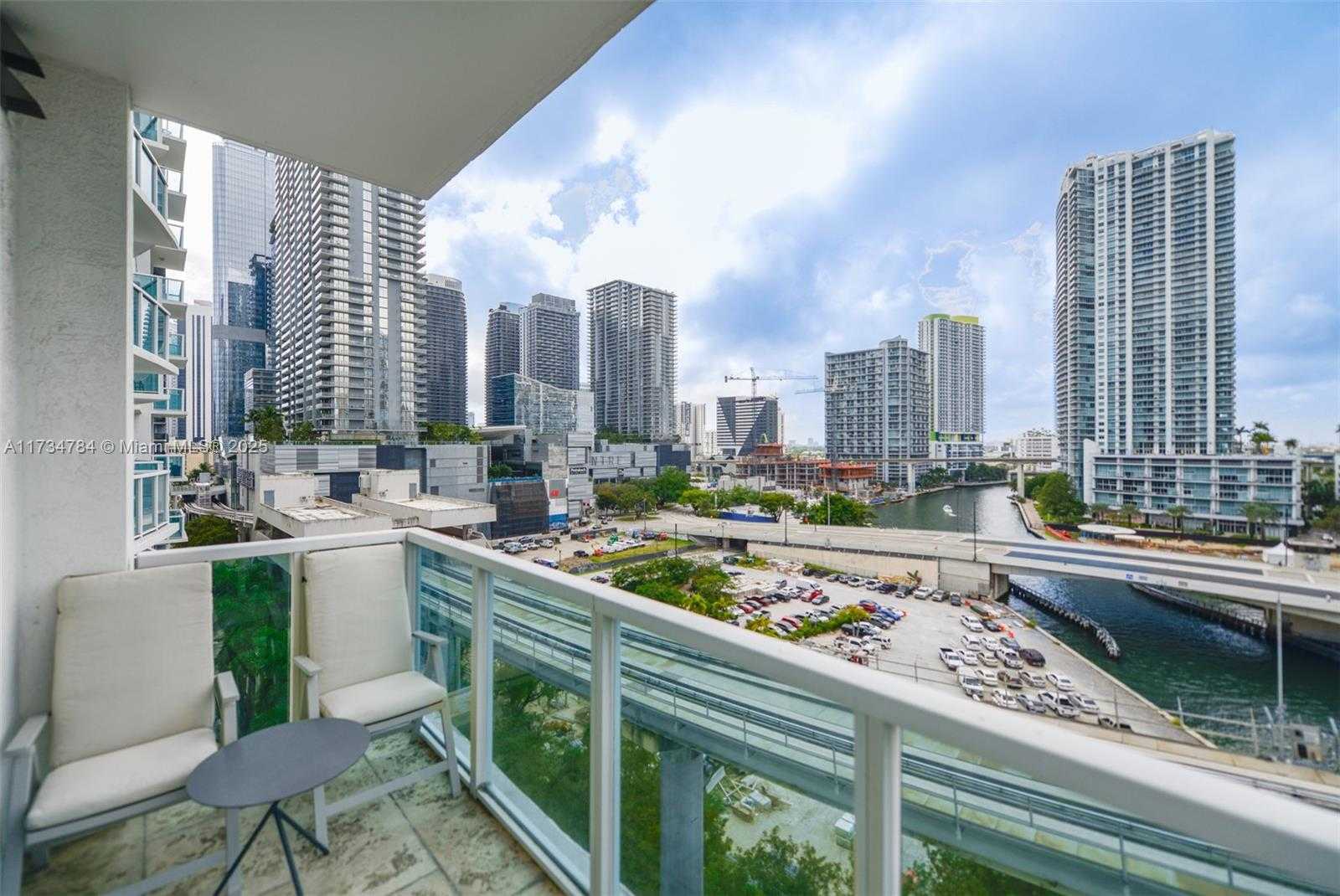 Small Image of 31 SOUTH EAST 5TH ST #1101, Miami Number 36
