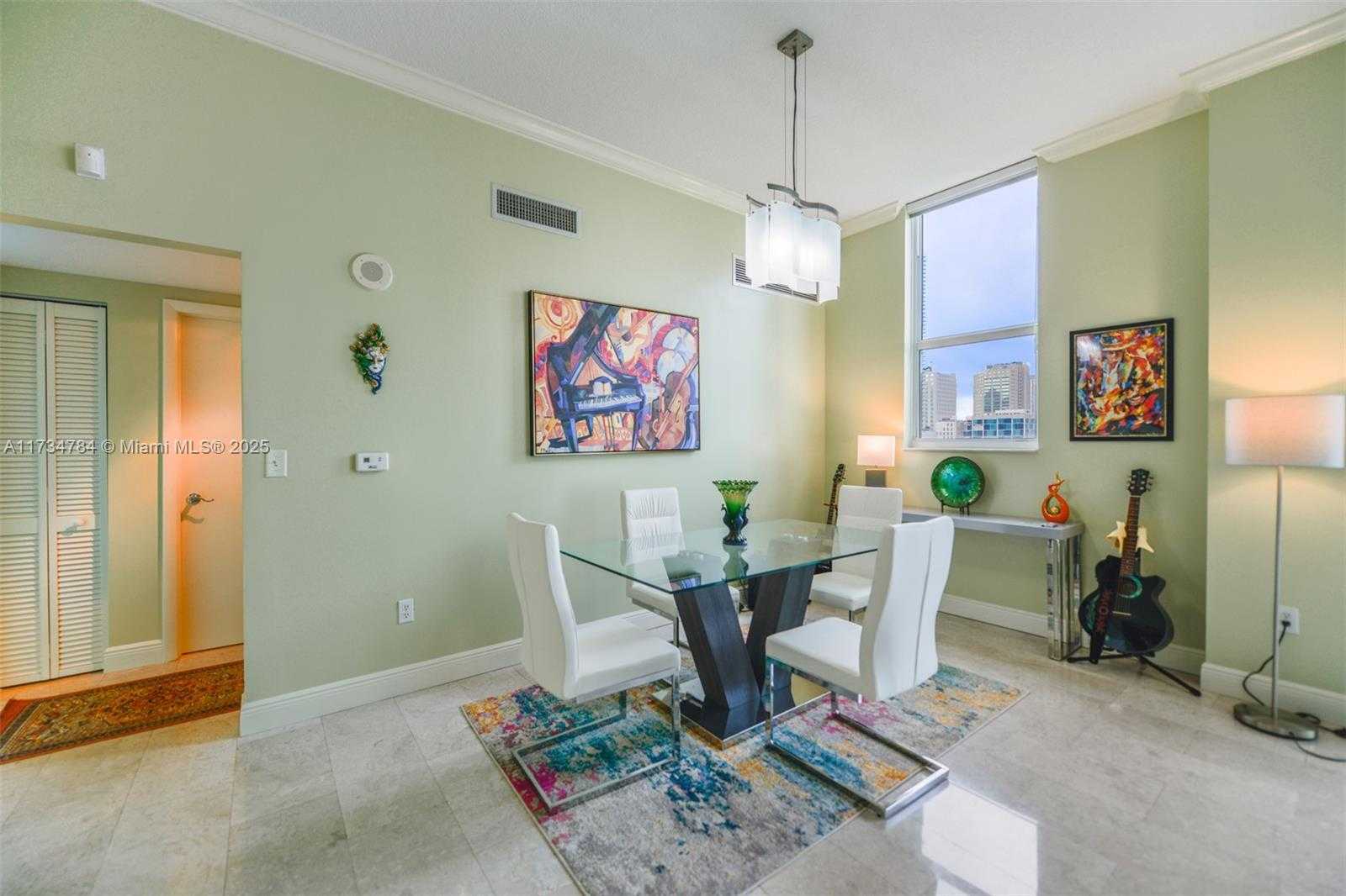 Small Image of 31 SOUTH EAST 5TH ST #1101, Miami Number 8