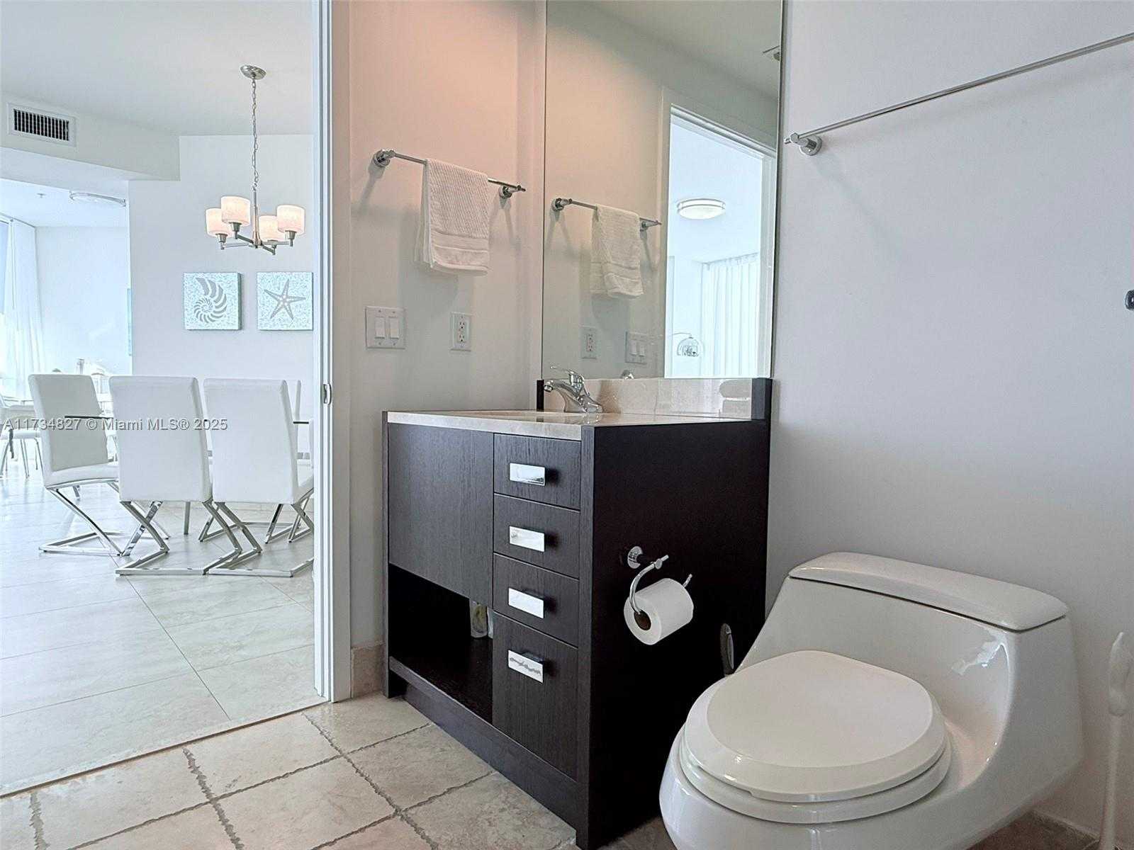 Small Image of 18201 COLLINS AVE #1501A, Sunny Isles Beach Number 11