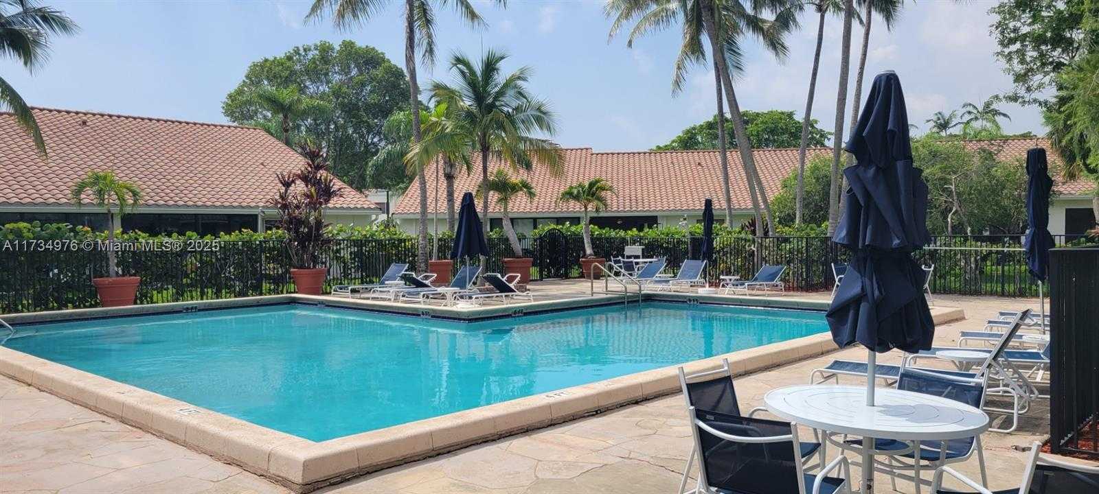 Small Image of 21216 HARBOR WAY #153-15, Aventura Number 22