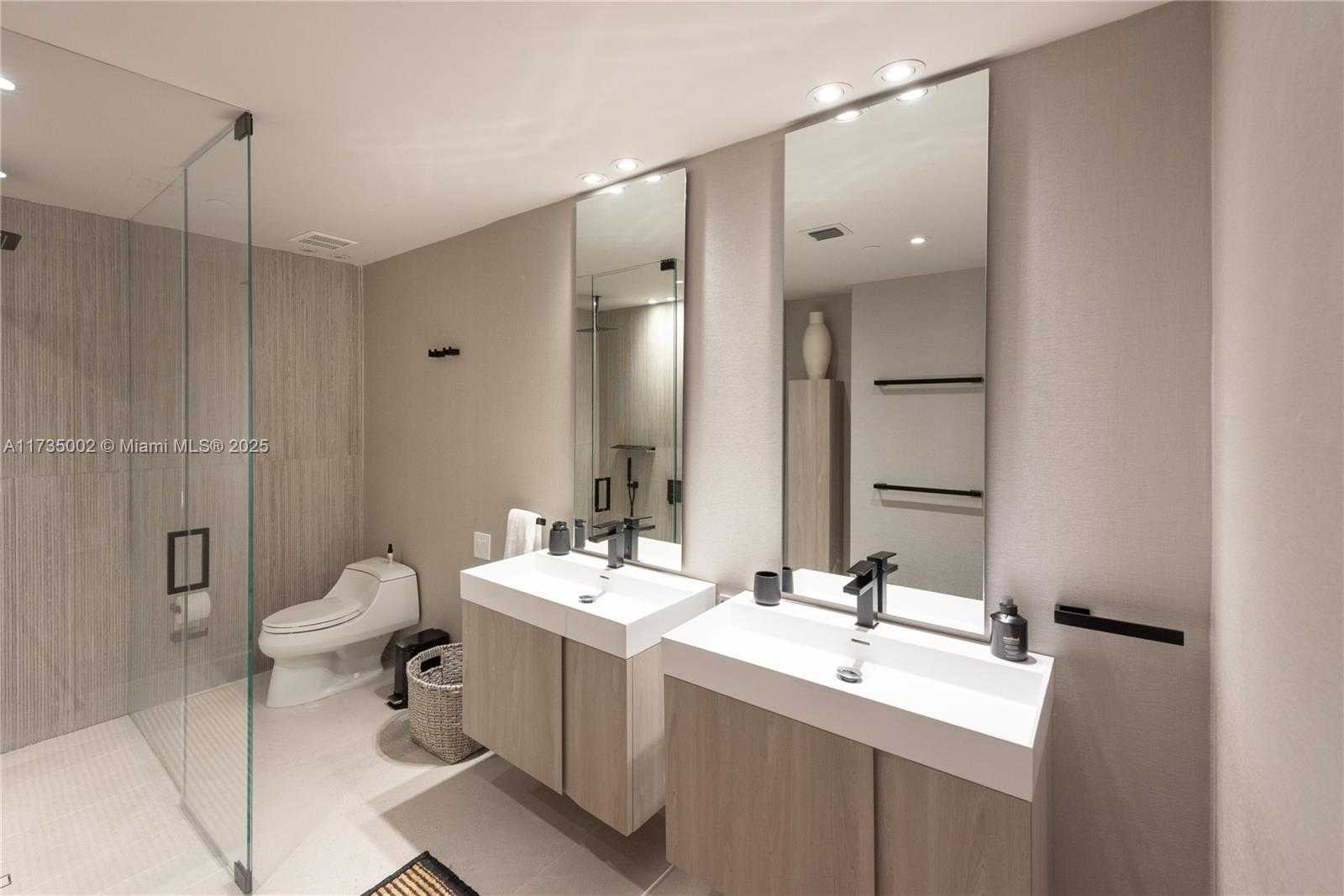 Small Image of 251 CRANDON BLVD #306, Key Biscayne Number 13