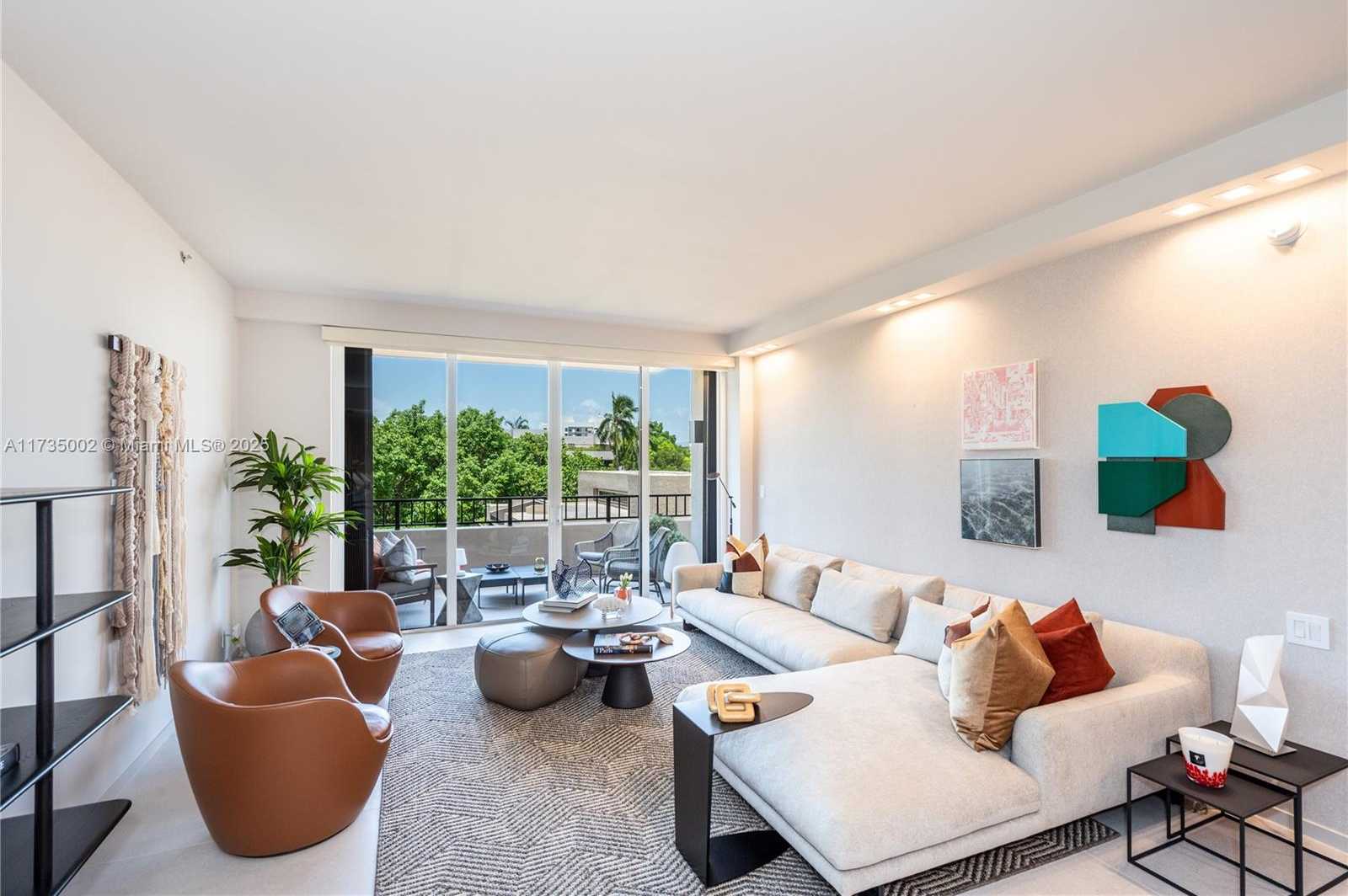 Small Image of 251 CRANDON BLVD #306, Key Biscayne Number 2