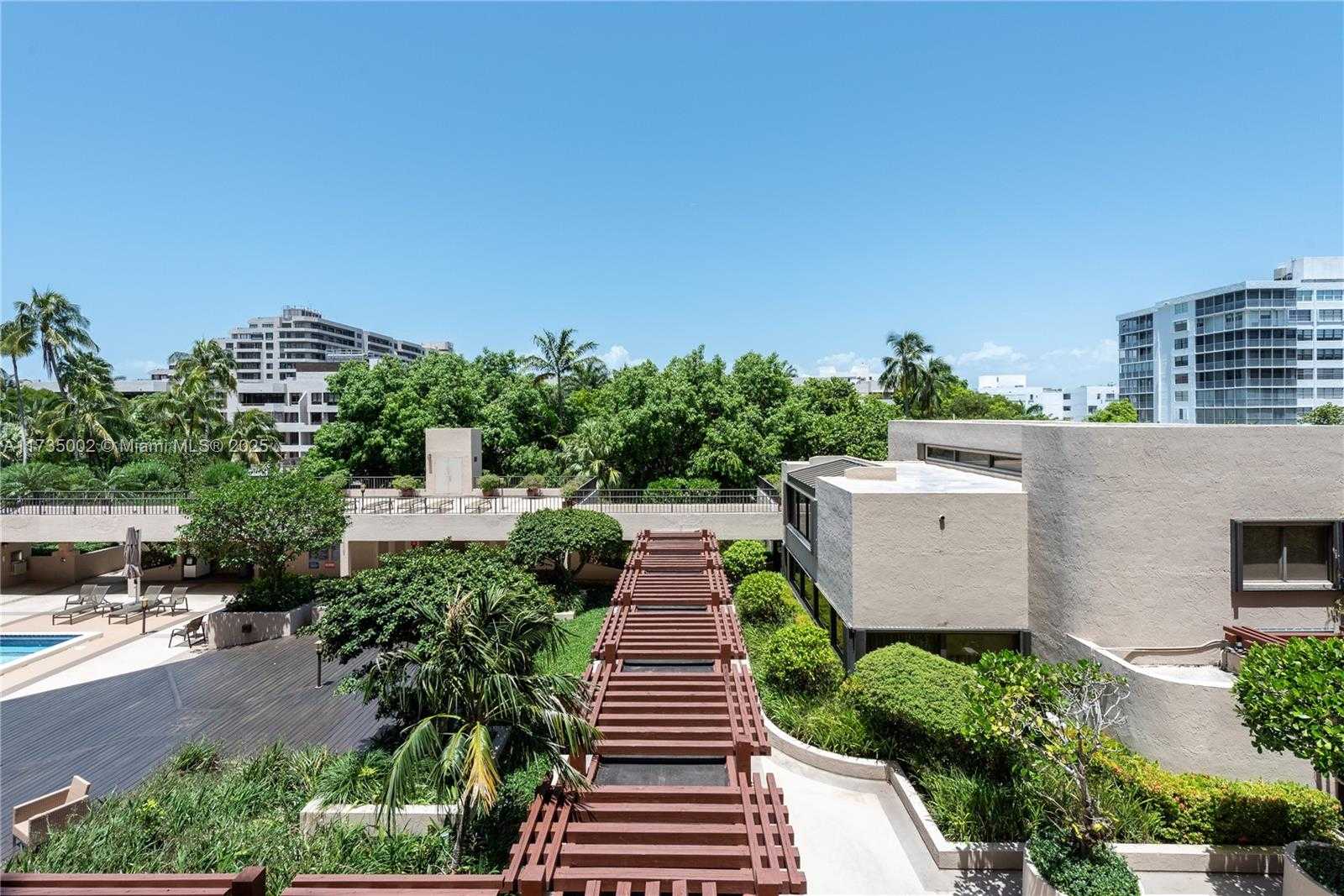 Small Image of 251 CRANDON BLVD #306, Key Biscayne Number 23