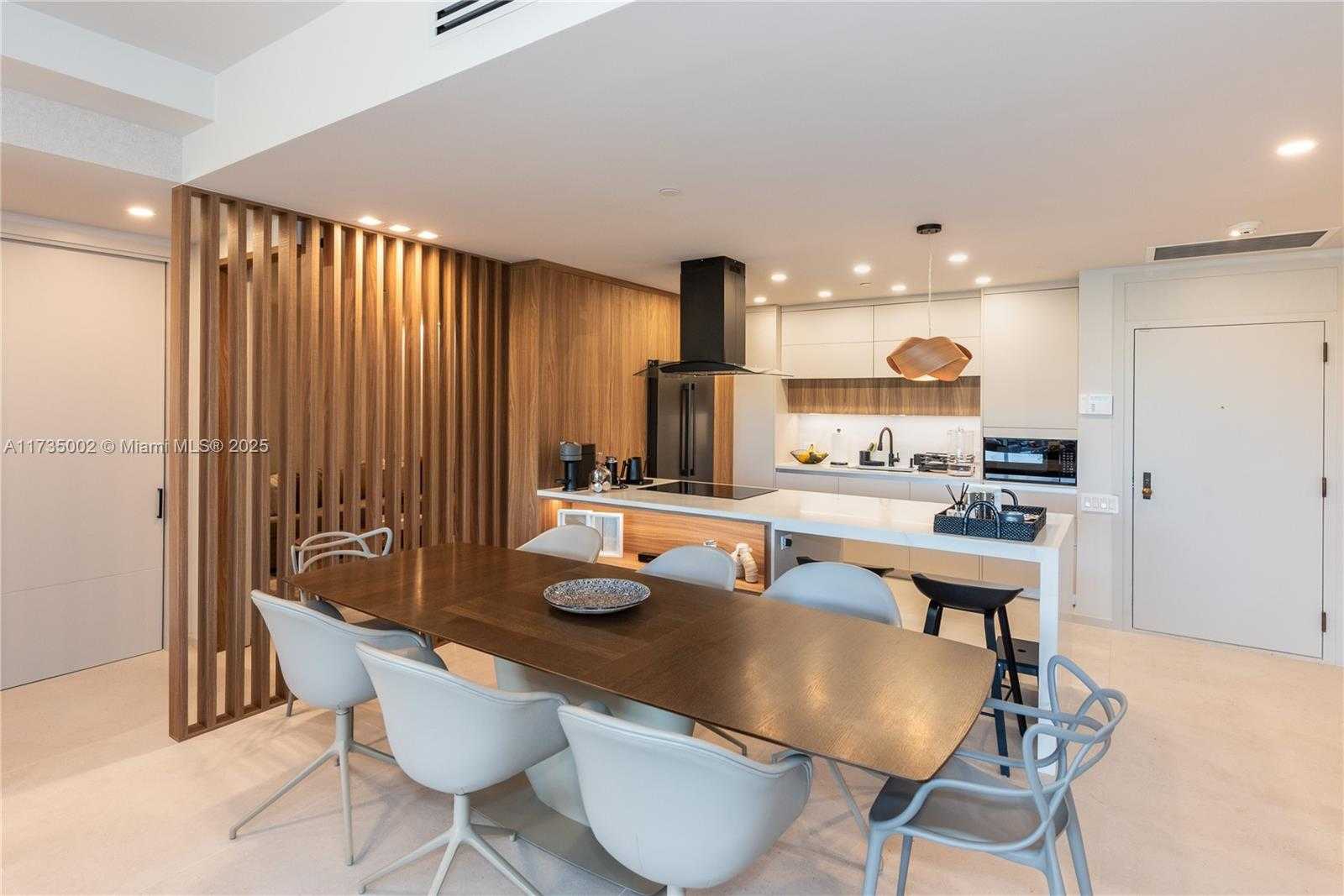 Small Image of 251 CRANDON BLVD #306, Key Biscayne Number 4