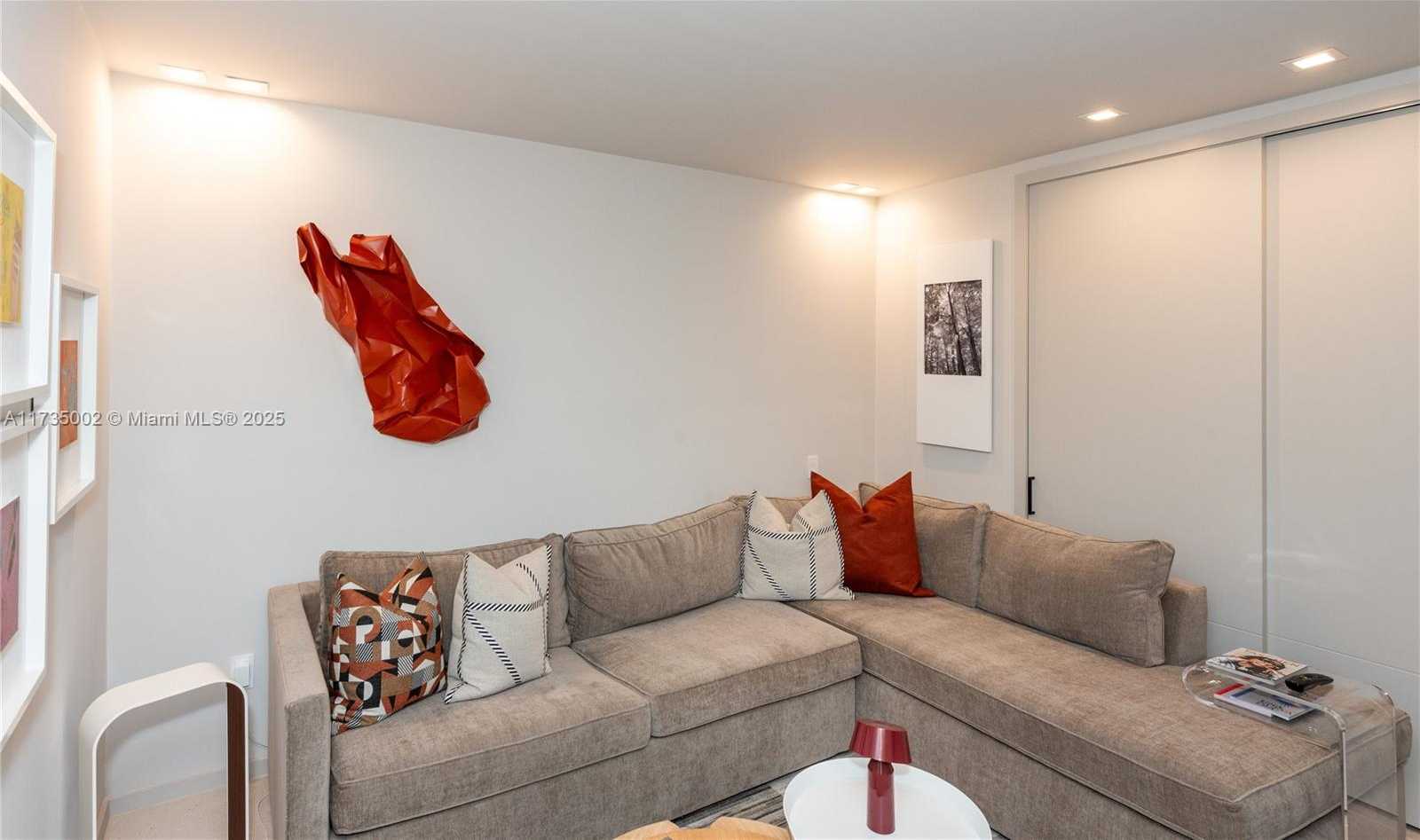 Small Image of 251 CRANDON BLVD #306, Key Biscayne Number 8