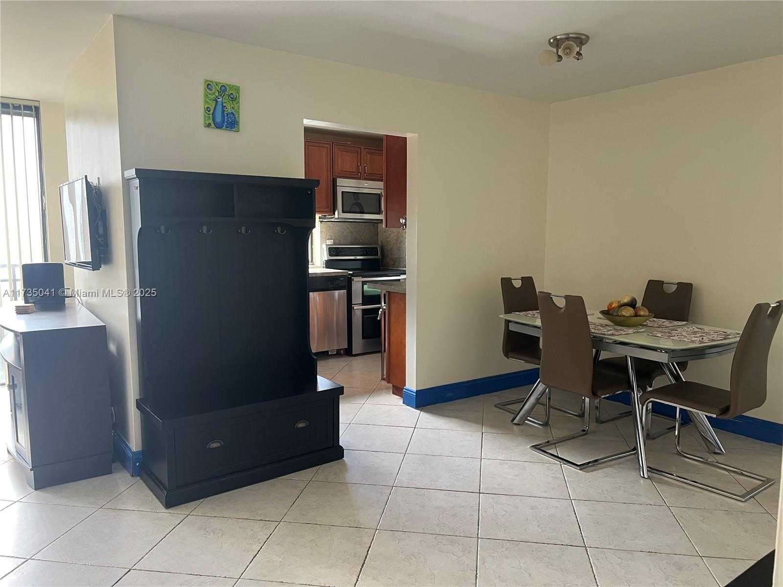Small Image of 17011 NORTH BAY RD #512, Sunny Isles Beach Number 8