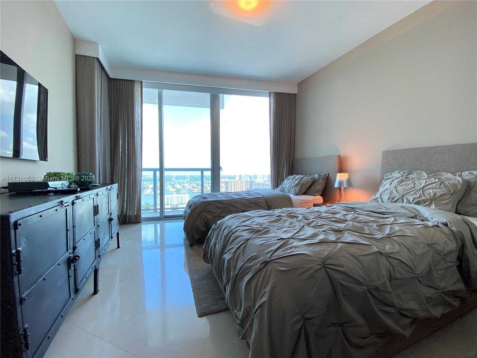 Small Image of 17001 COLLINS AVE #3401, Sunny Isles Beach Number 16
