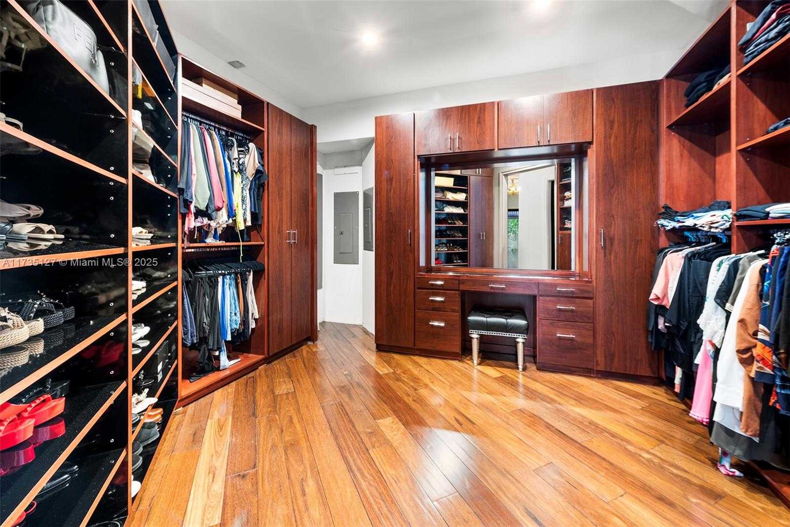 Small Image of 6700 GRANADA BLVD, Coral Gables Number 38