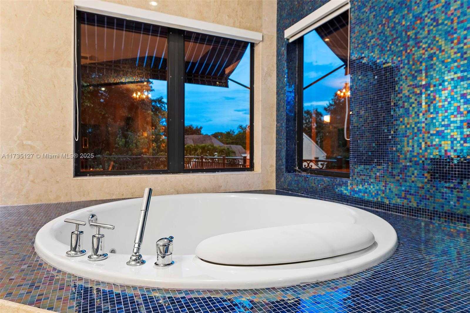 Small Image of 6700 GRANADA BLVD, Coral Gables Number 44