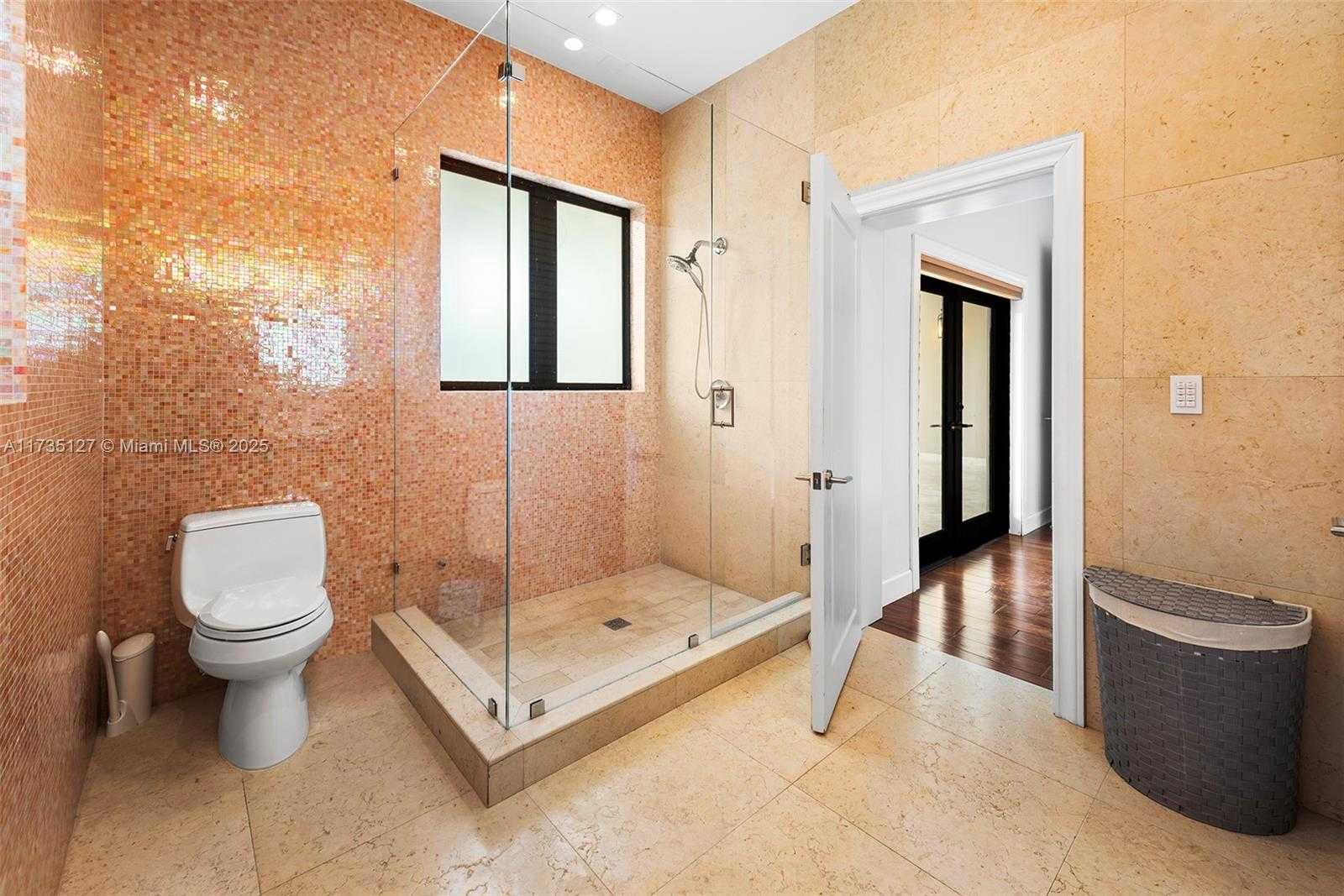 Small Image of 6700 GRANADA BLVD, Coral Gables Number 58