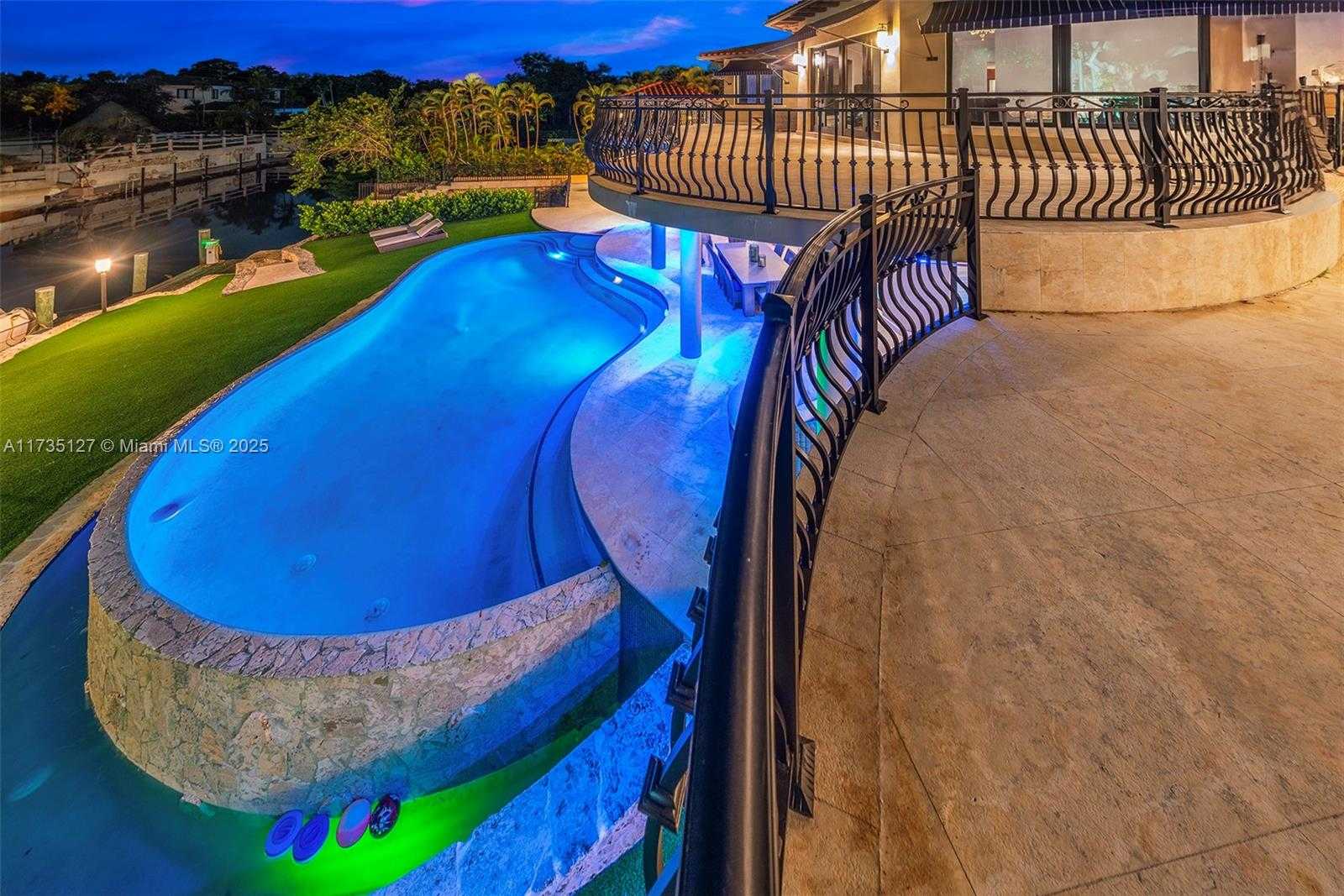 Small Image of 6700 GRANADA BLVD, Coral Gables Number 90