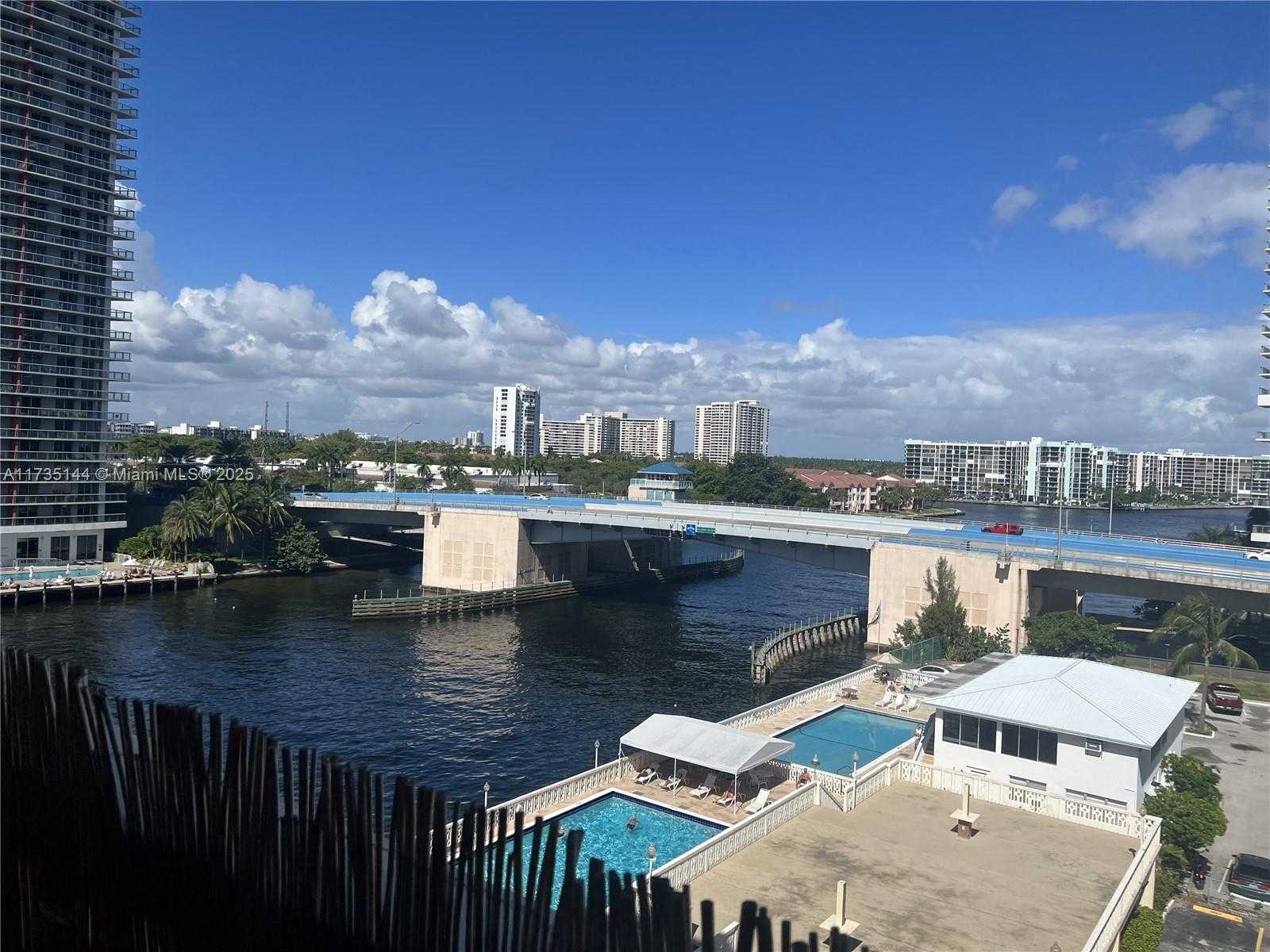 Small Image of 1817 SOUTH OCEAN DR #718, Hallandale Beach Number 16