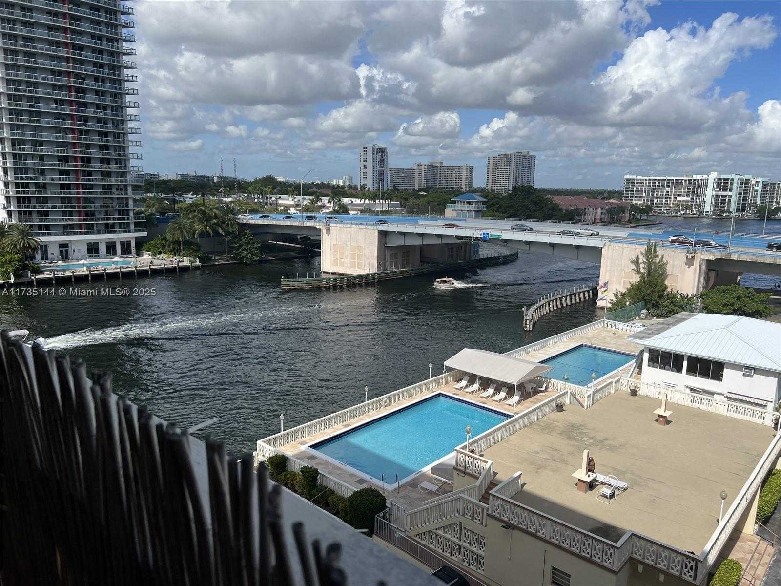 Small Image of 1817 SOUTH OCEAN DR #718, Hallandale Beach Number 18