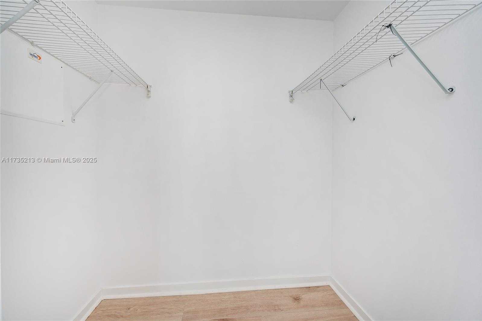 Small Image of 300 SOUTH BISCAYNE BLVD #T-1905, Miami Number 14