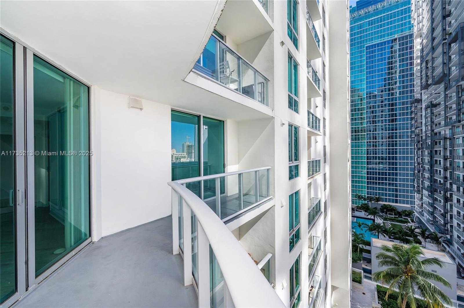 Small Image of 300 SOUTH BISCAYNE BLVD #T-1905, Miami Number 18