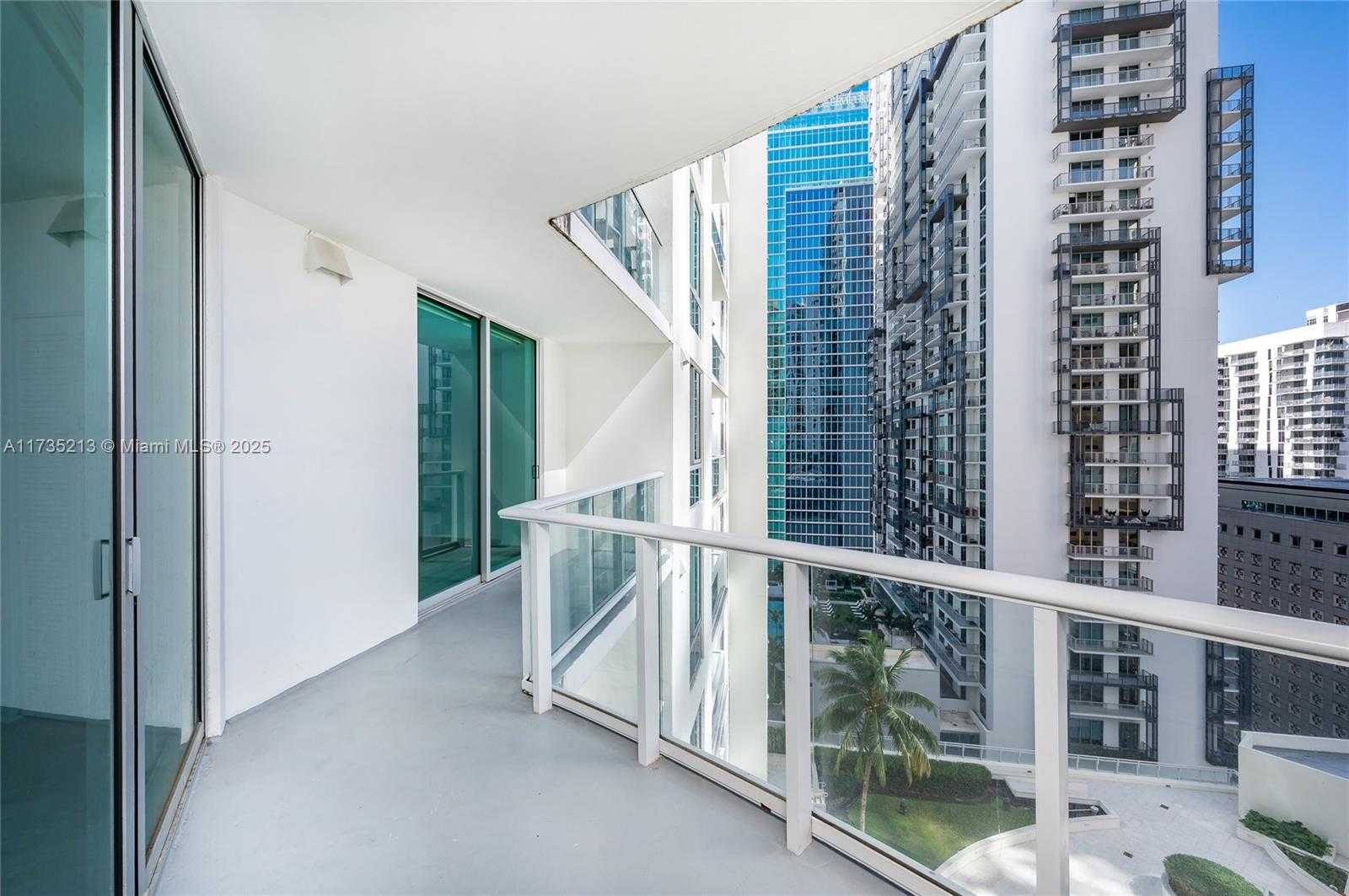 Small Image of 300 SOUTH BISCAYNE BLVD #T-1905, Miami Number 19