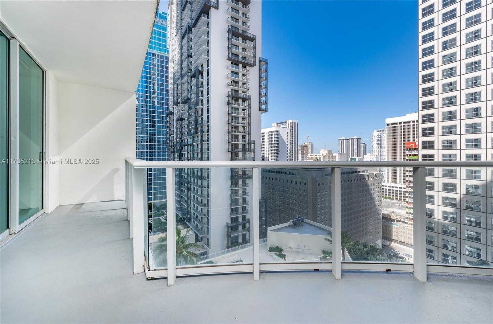 Small Image of 300 SOUTH BISCAYNE BLVD #T-1905, Miami Number 20