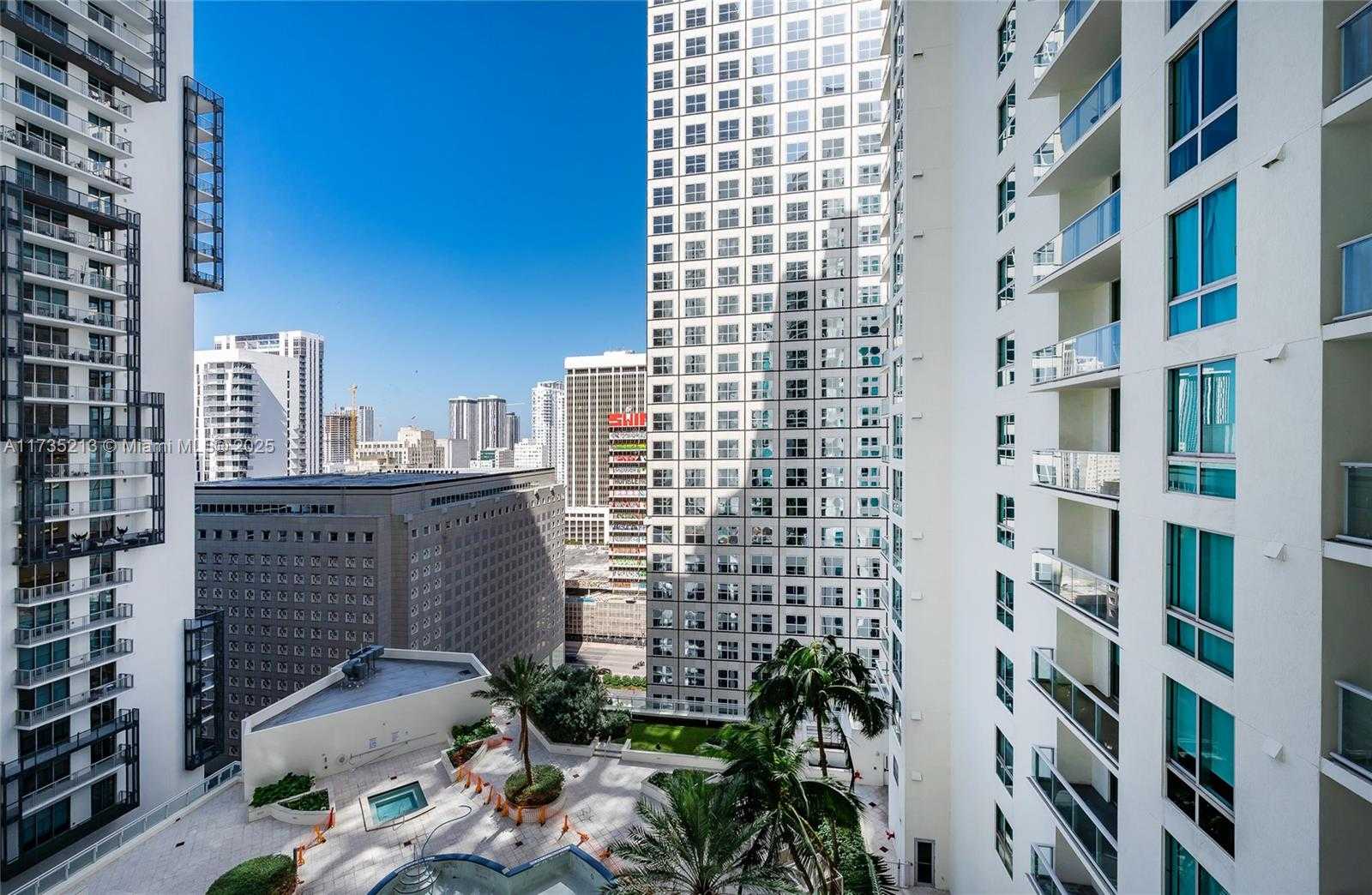 Small Image of 300 SOUTH BISCAYNE BLVD #T-1905, Miami Number 22