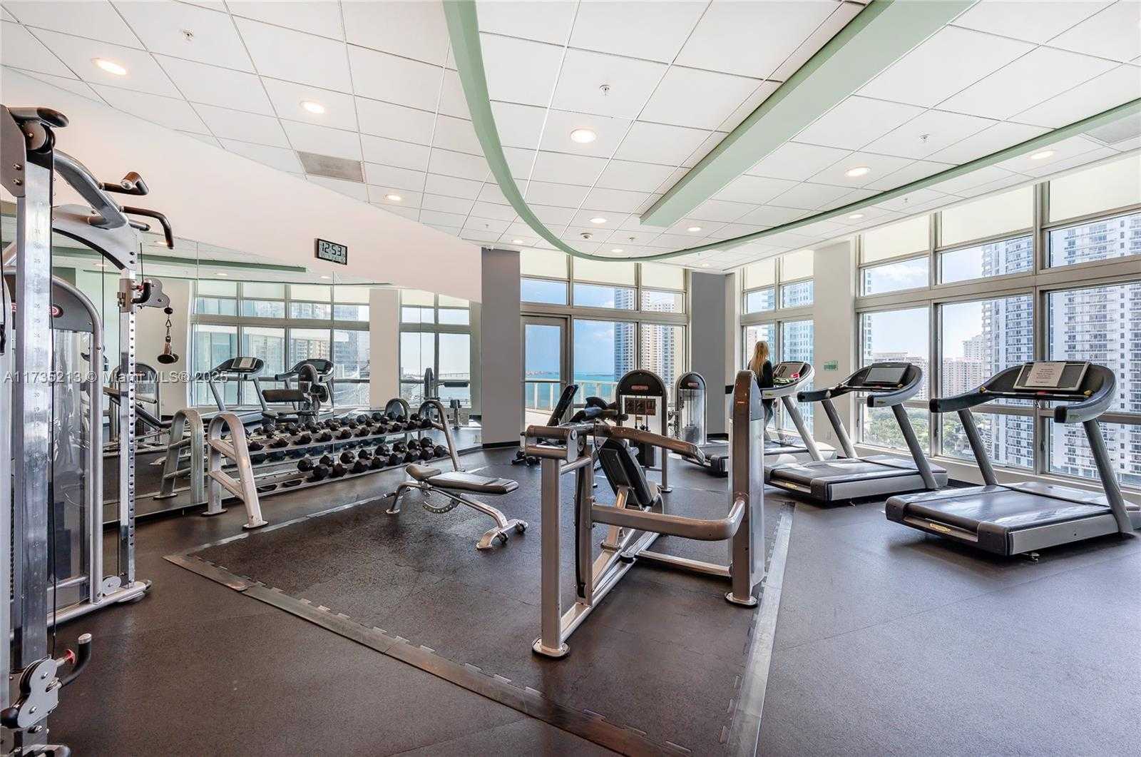 Small Image of 300 SOUTH BISCAYNE BLVD #T-1905, Miami Number 23