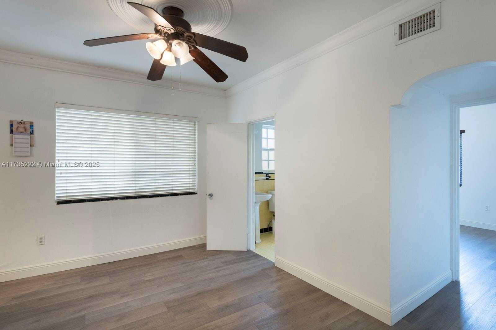 Small Image of 1610 PENNSYLVANIA AVE #1, Miami Beach Number 10