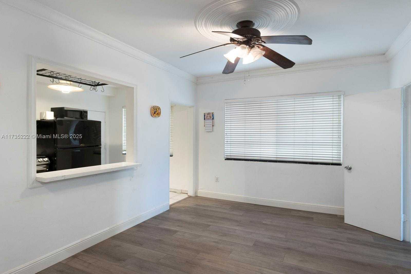 Small Image of 1610 PENNSYLVANIA AVE #1, Miami Beach Number 5