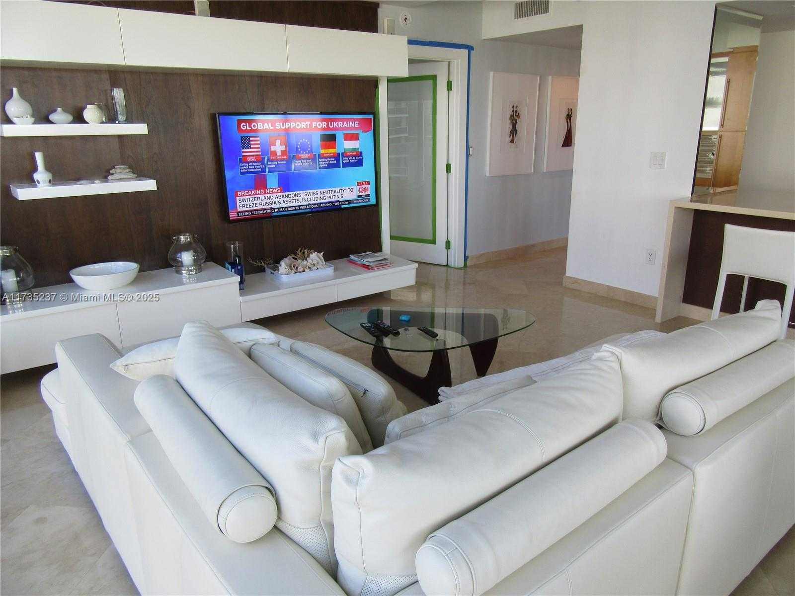 Small Image of 6365 COLLINS AVE #1008, Miami Beach Number 12