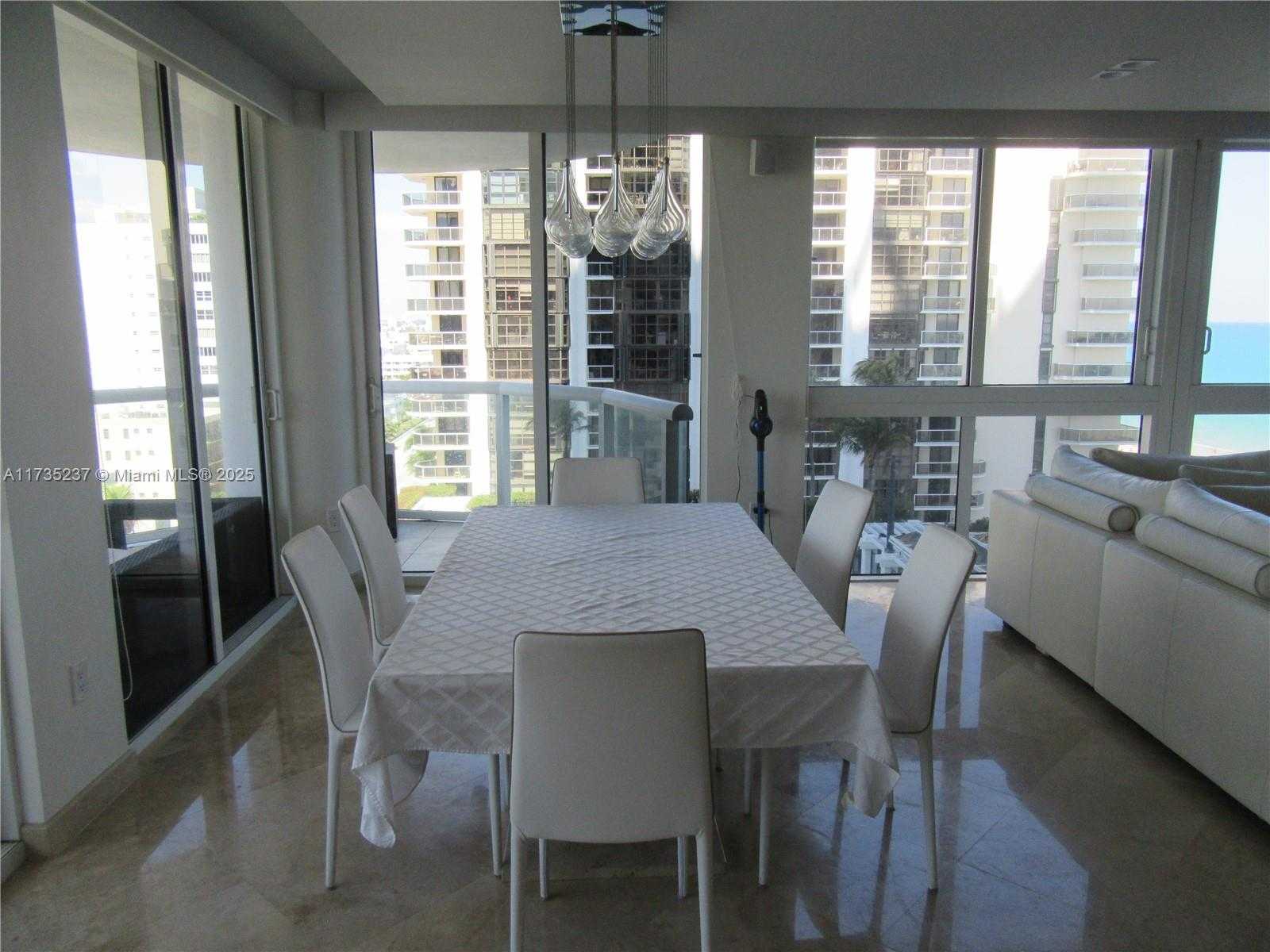 Small Image of 6365 COLLINS AVE #1008, Miami Beach Number 13
