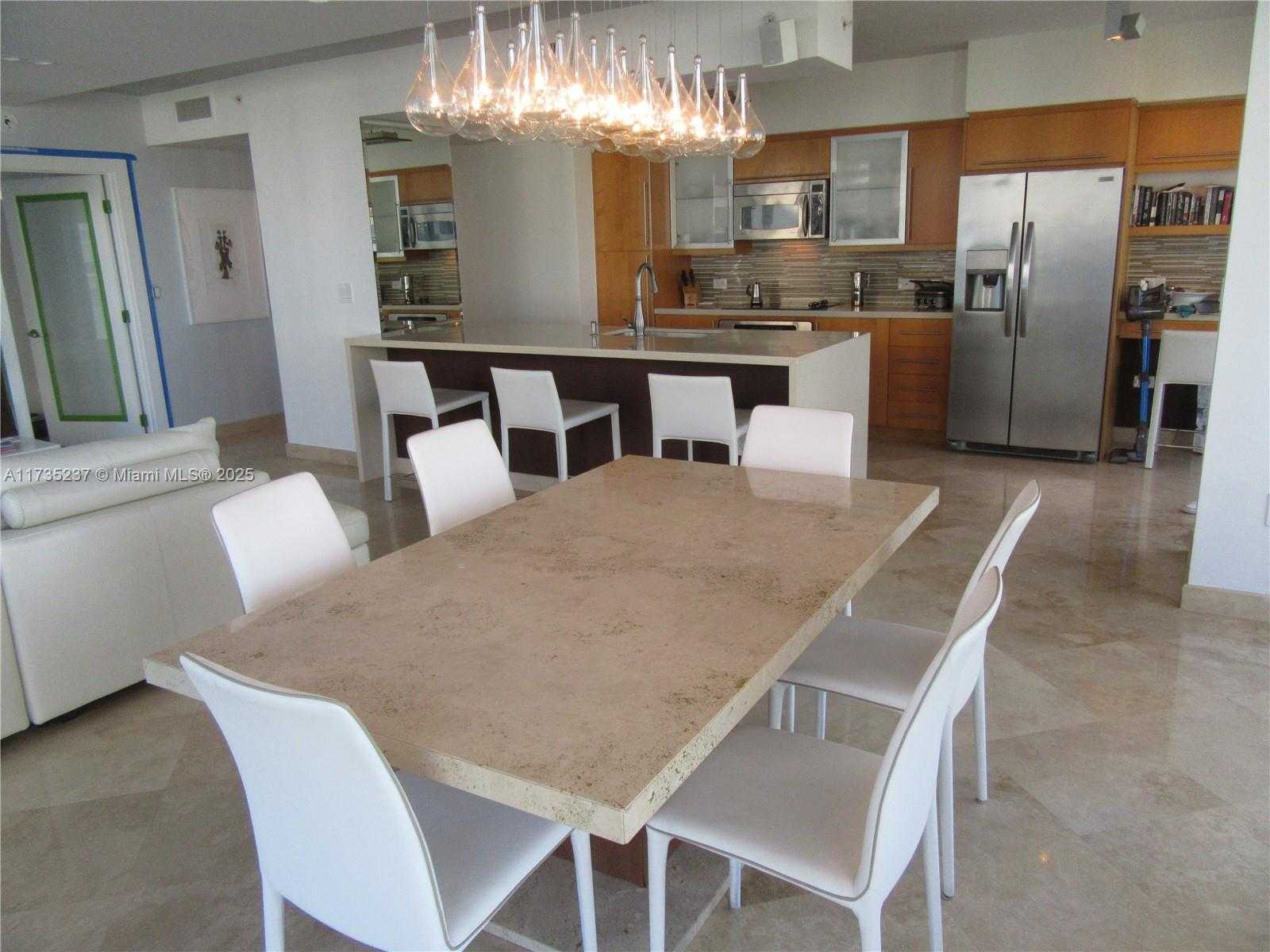 Small Image of 6365 COLLINS AVE #1008, Miami Beach Number 15