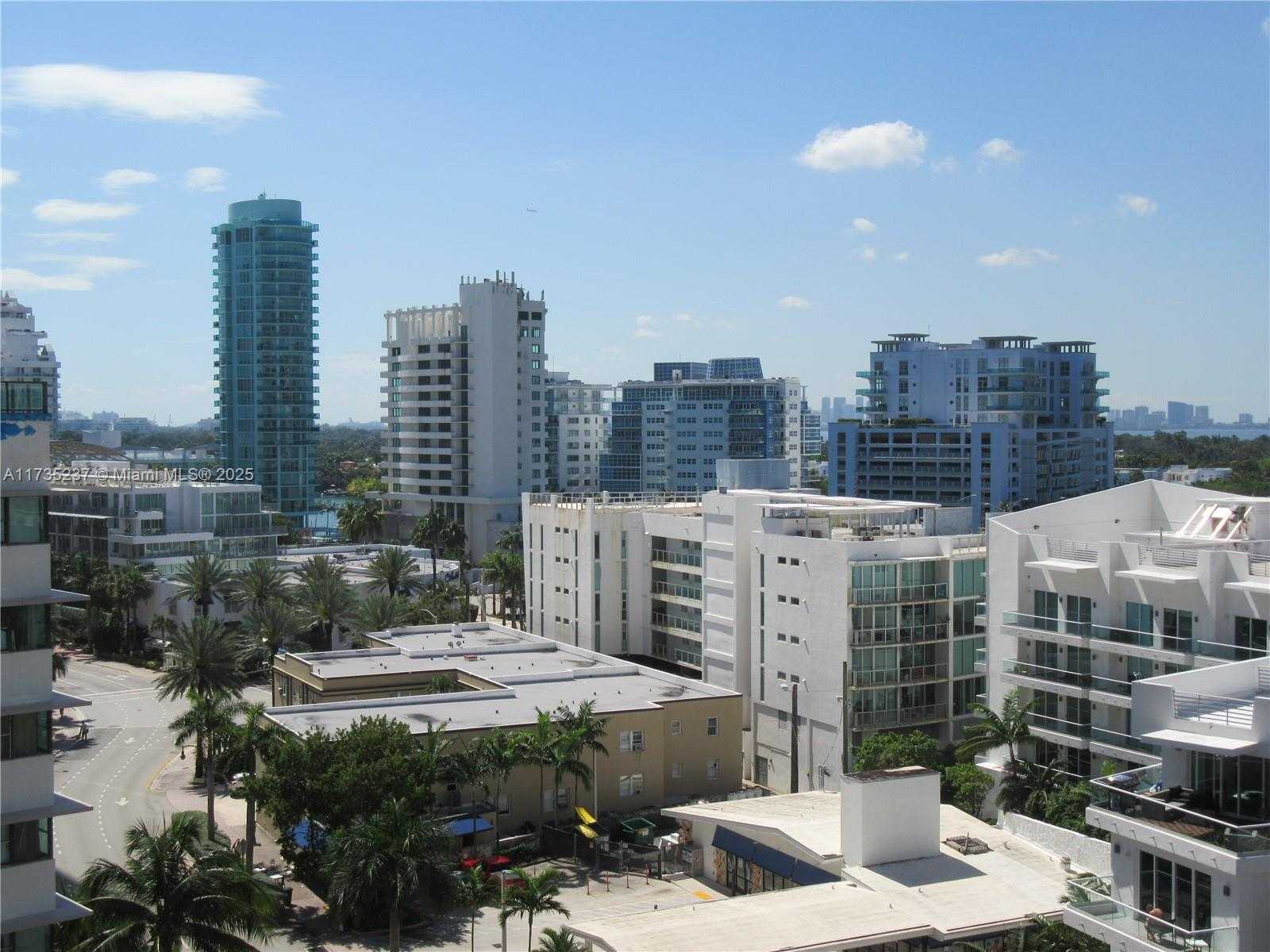 Small Image of 6365 COLLINS AVE #1008, Miami Beach Number 31