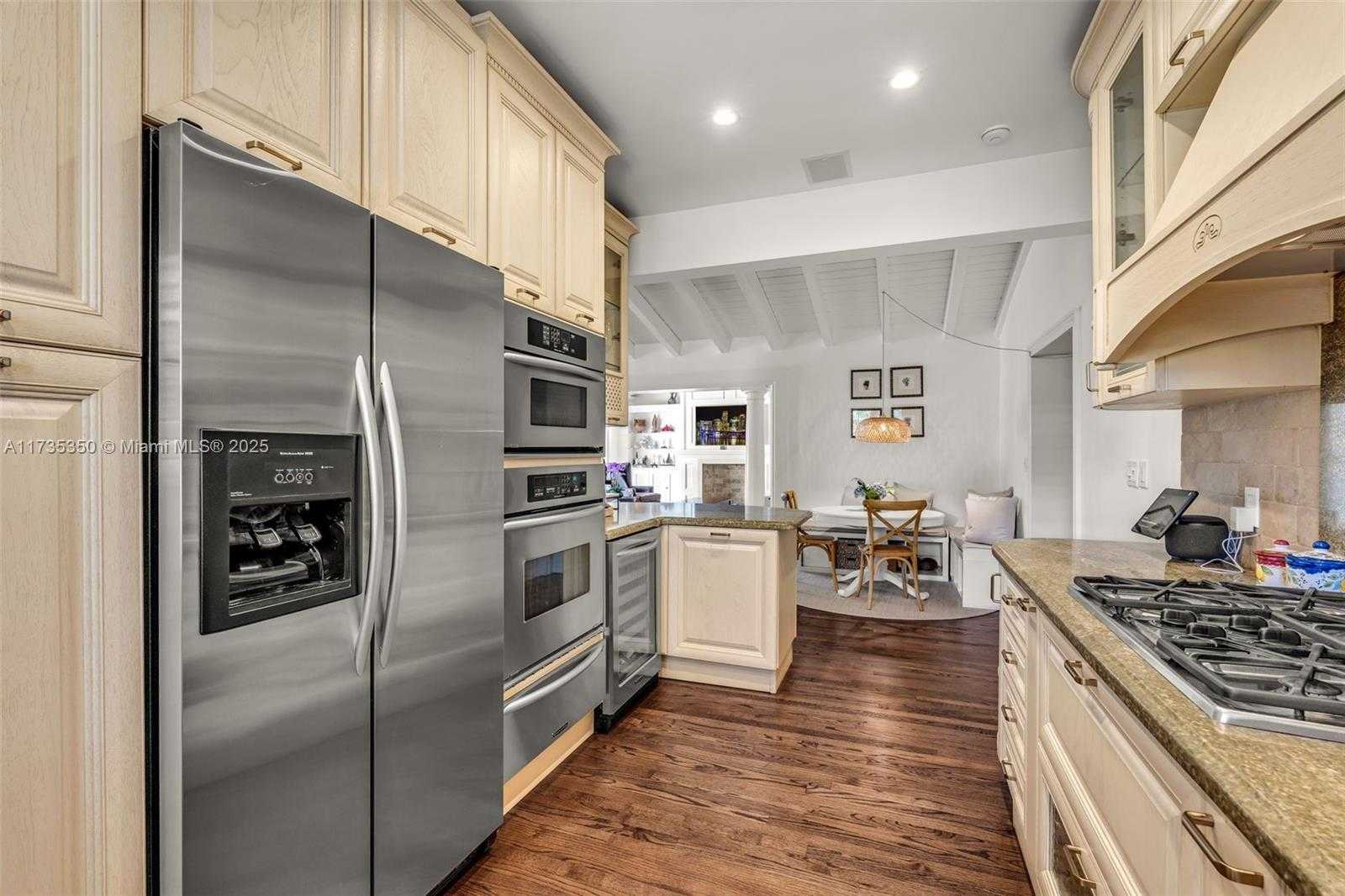 Small Image of 168 MORNINGSIDE DR, Coral Gables Number 12