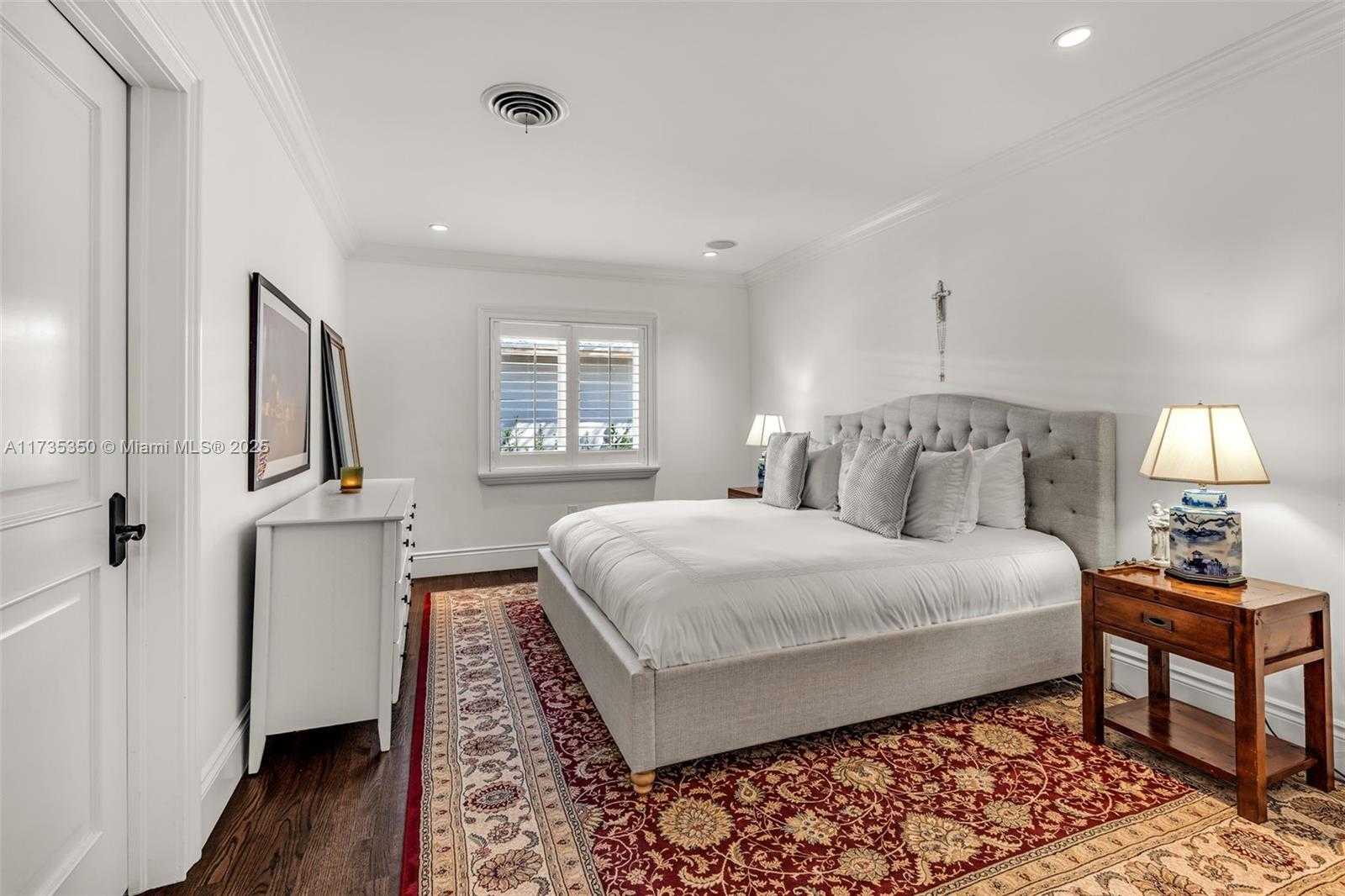 Small Image of 168 MORNINGSIDE DR, Coral Gables Number 18