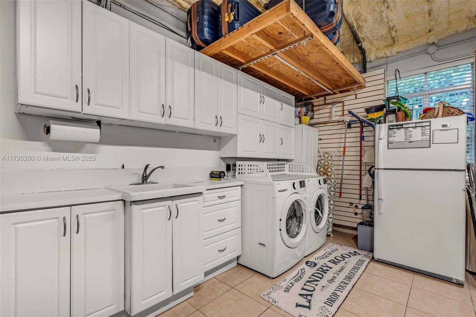 Small Image of 168 MORNINGSIDE DR, Coral Gables Number 28