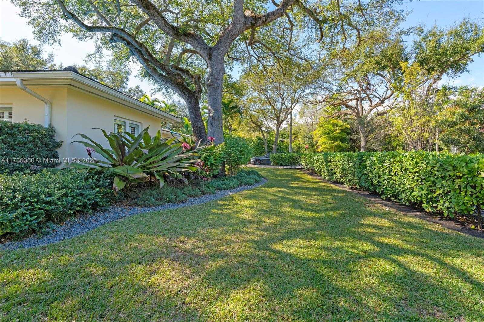 Small Image of 168 MORNINGSIDE DR, Coral Gables Number 32