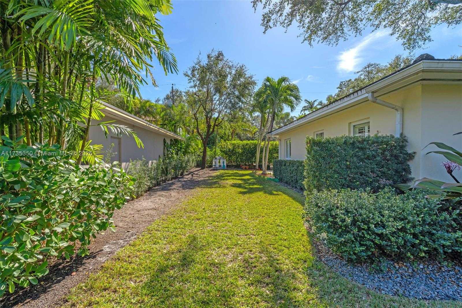 Small Image of 168 MORNINGSIDE DR, Coral Gables Number 33