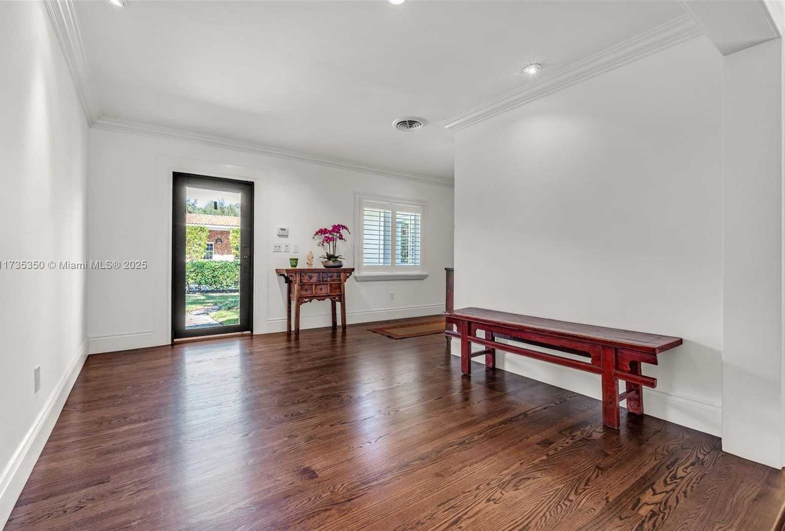 Small Image of 168 MORNINGSIDE DR, Coral Gables Number 4