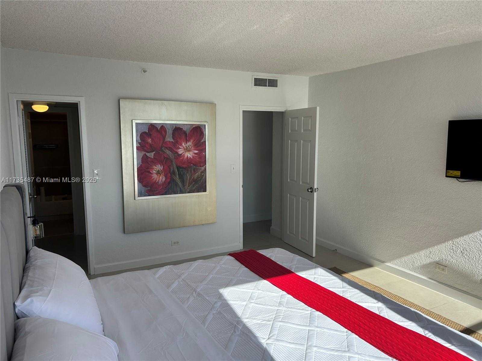 Small Image of 1500 BAY RD #1424S, Miami Beach Number 11