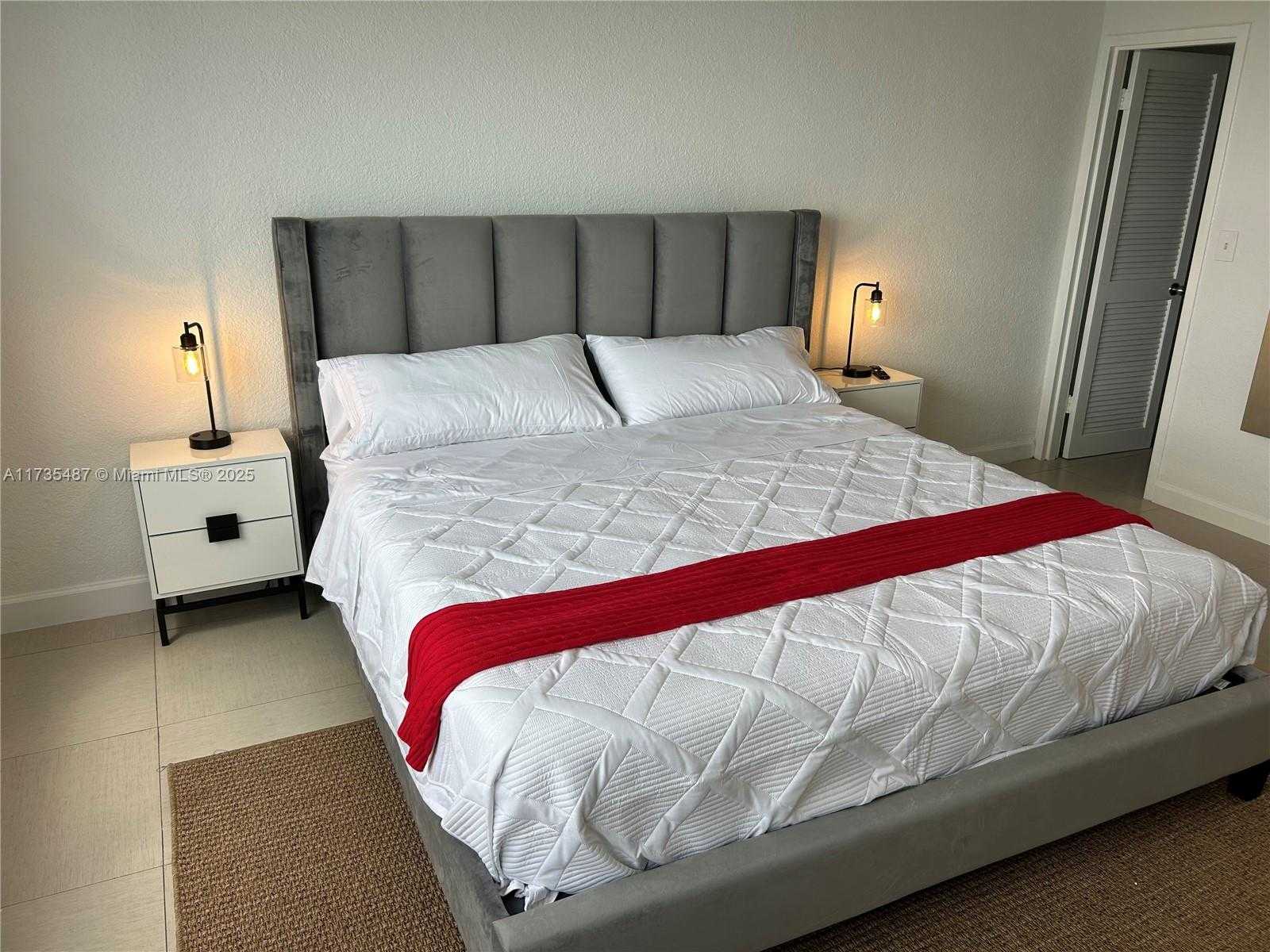 Small Image of 1500 BAY RD #1424S, Miami Beach Number 12