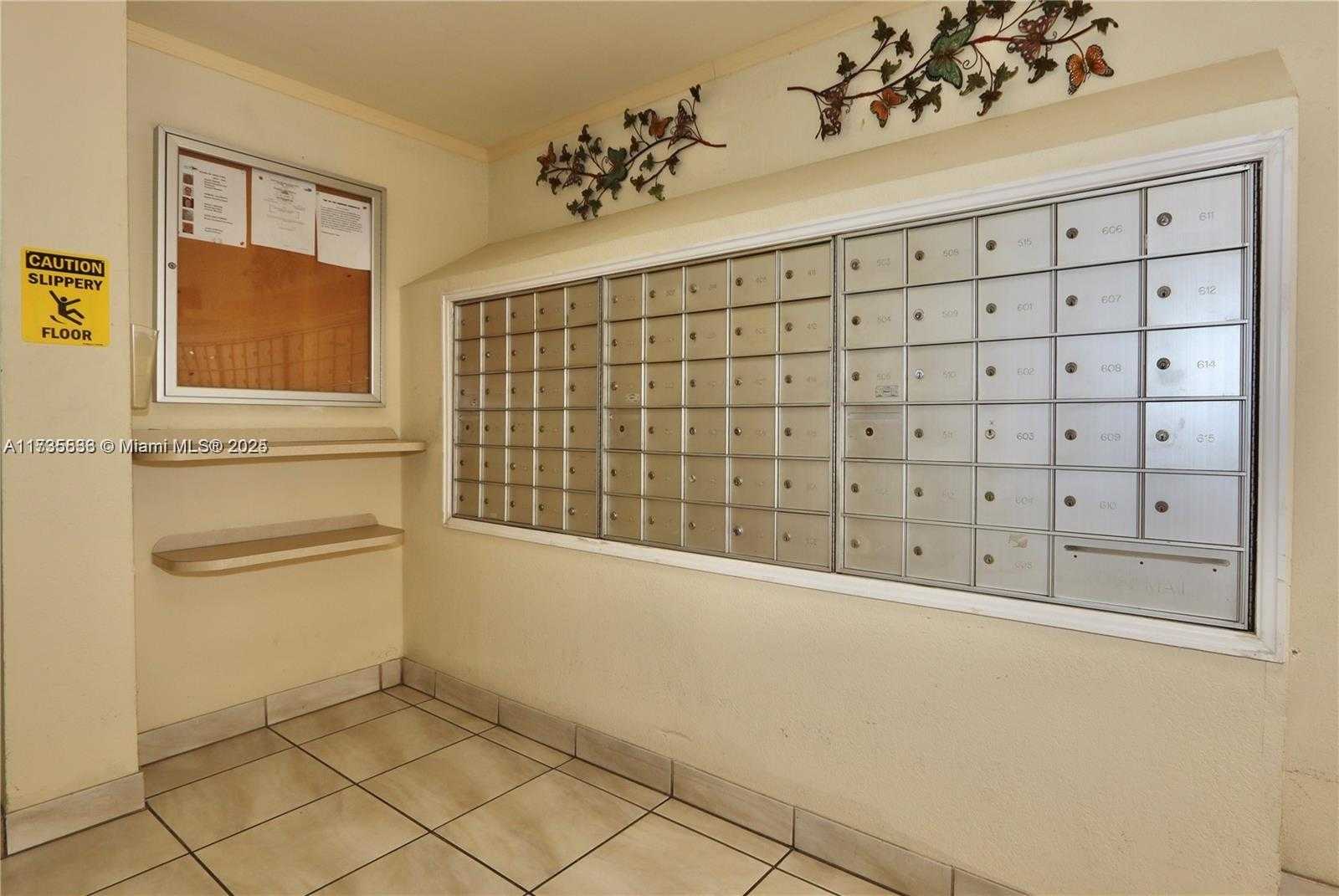 Small Image of 3030 MARCOS DR #T512, Aventura Number 26