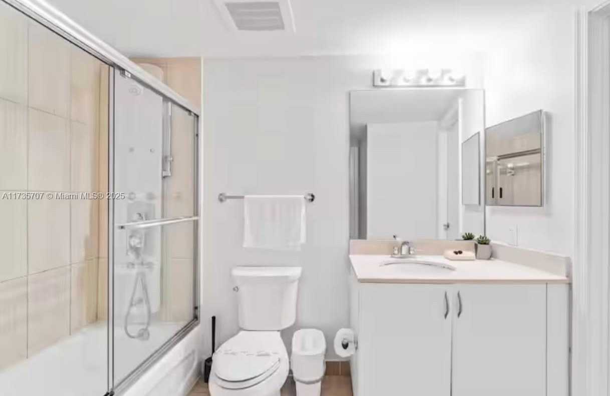 Small Image of 1750 NORTH BAYSHORE DR #3405, Miami Number 16
