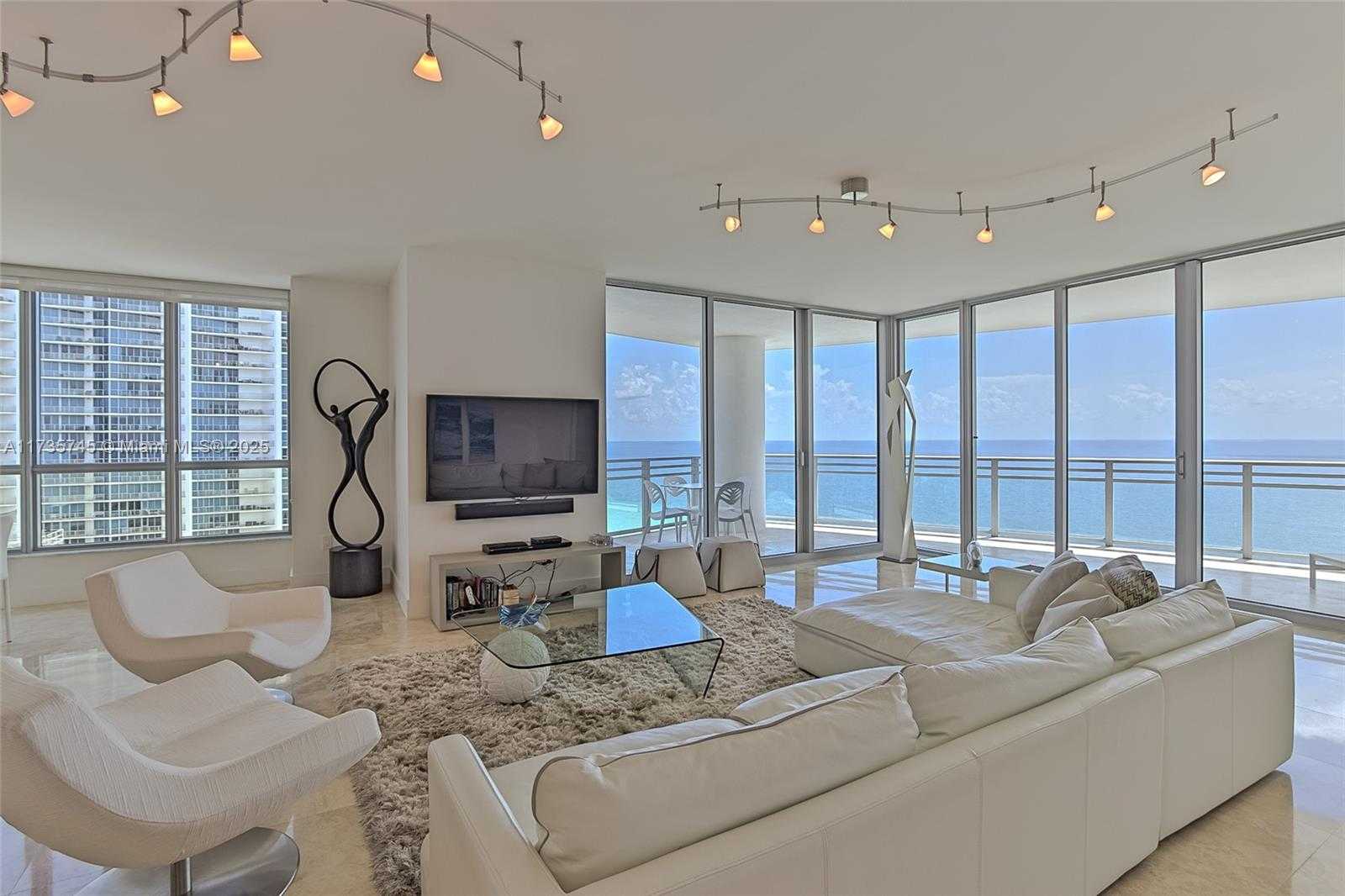 Small Image of 3535 SOUTH OCEAN DR #2002, Hollywood Number 14